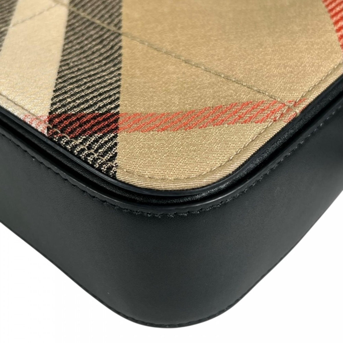 Burberry Brown Leather Shoulder Bag (Pre-Owned)