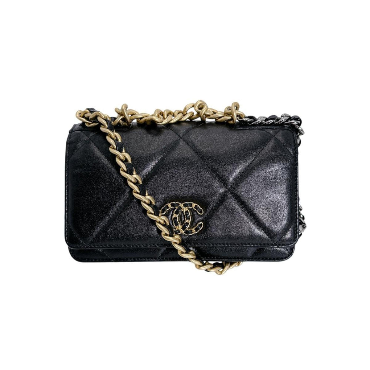 Chanel Black Leather Chain/Shoulder Wallet (Pre-Owned)