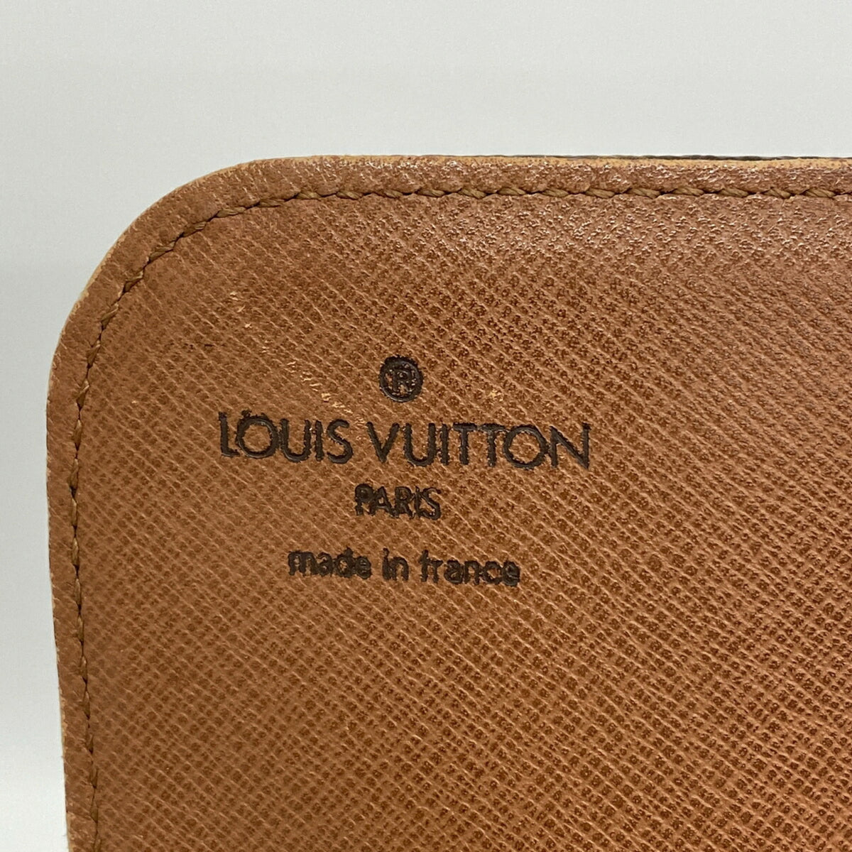 Louis Vuitton Brown Shoulder Bag (Pre-Owned)