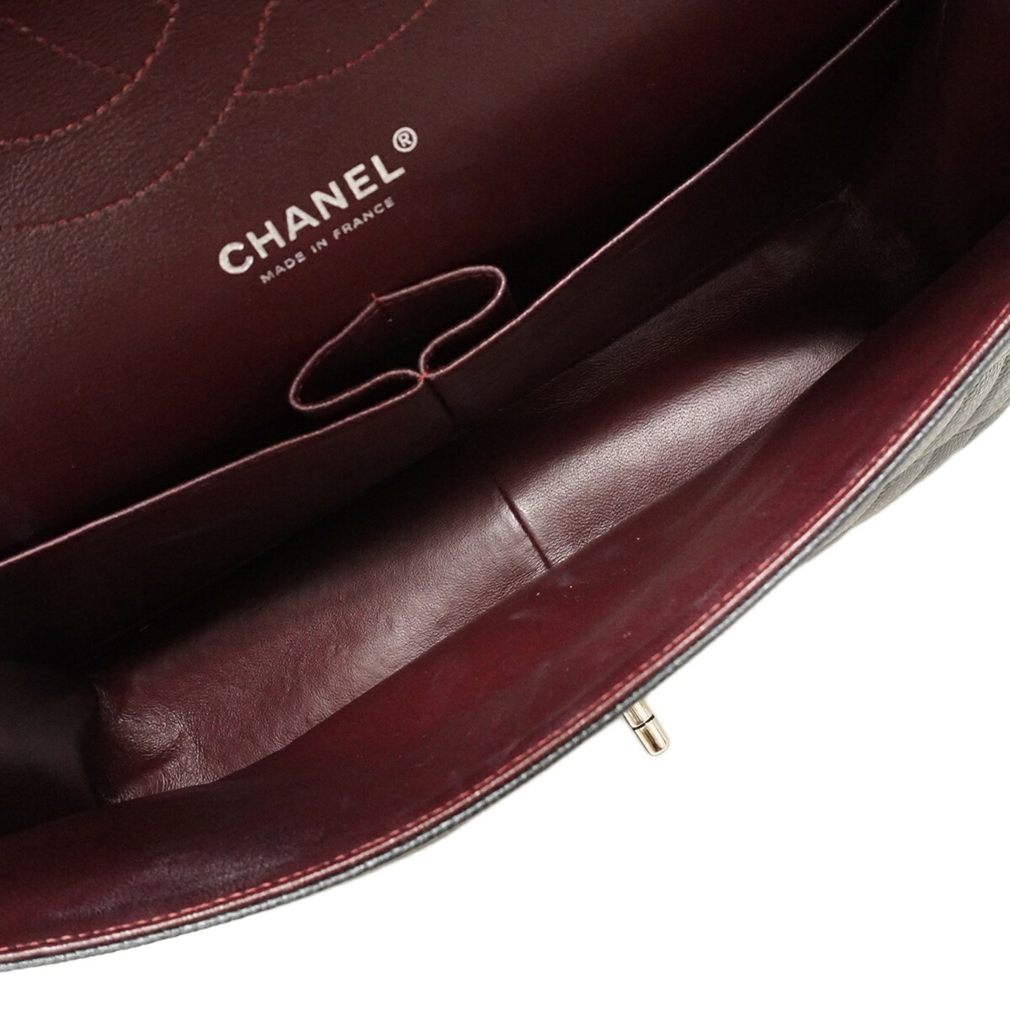 Chanel Black Grained Calfskin Shoulder Bag (Pre-Owned)
