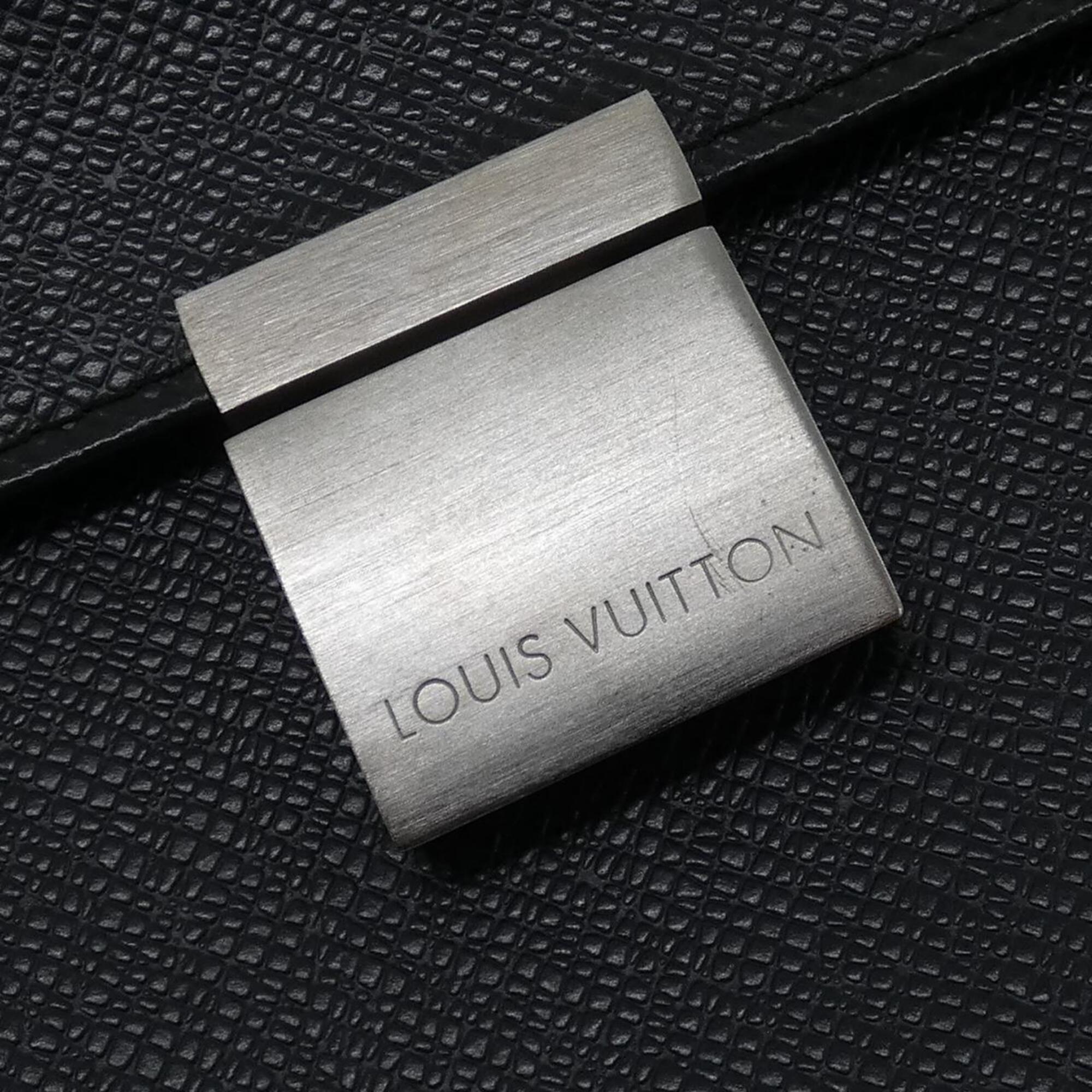 Louis Vuitton Ardoise Leather Clutch Bag (Pre-Owned)