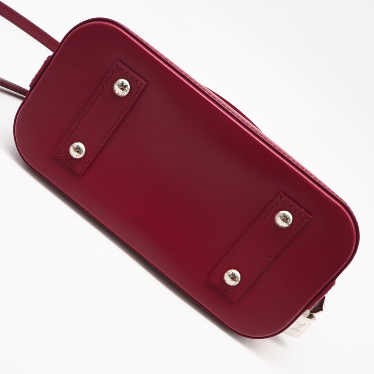Louis Vuitton Red Color Leather Handbag (Pre-Owned)
