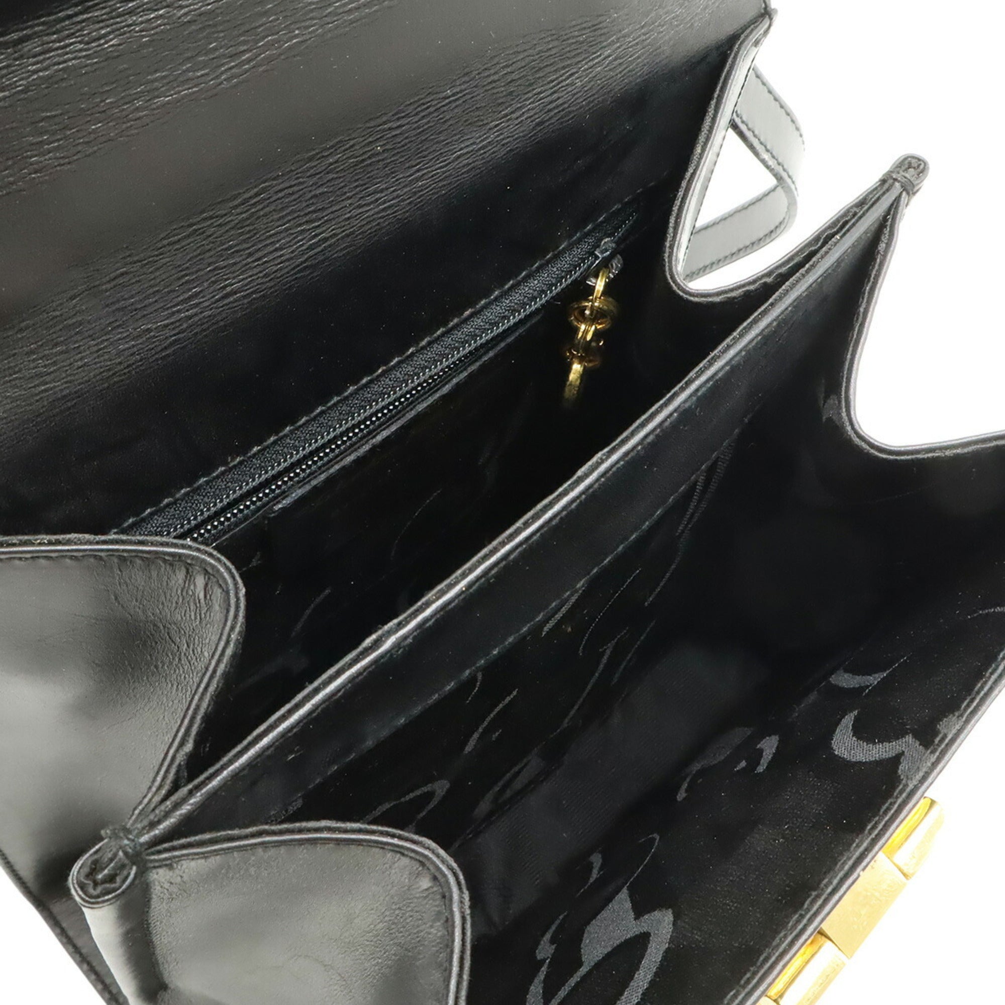 Salvatore Ferragamo Gancini Black Leather Handbag Shoulder Bag (Pre-Owned)