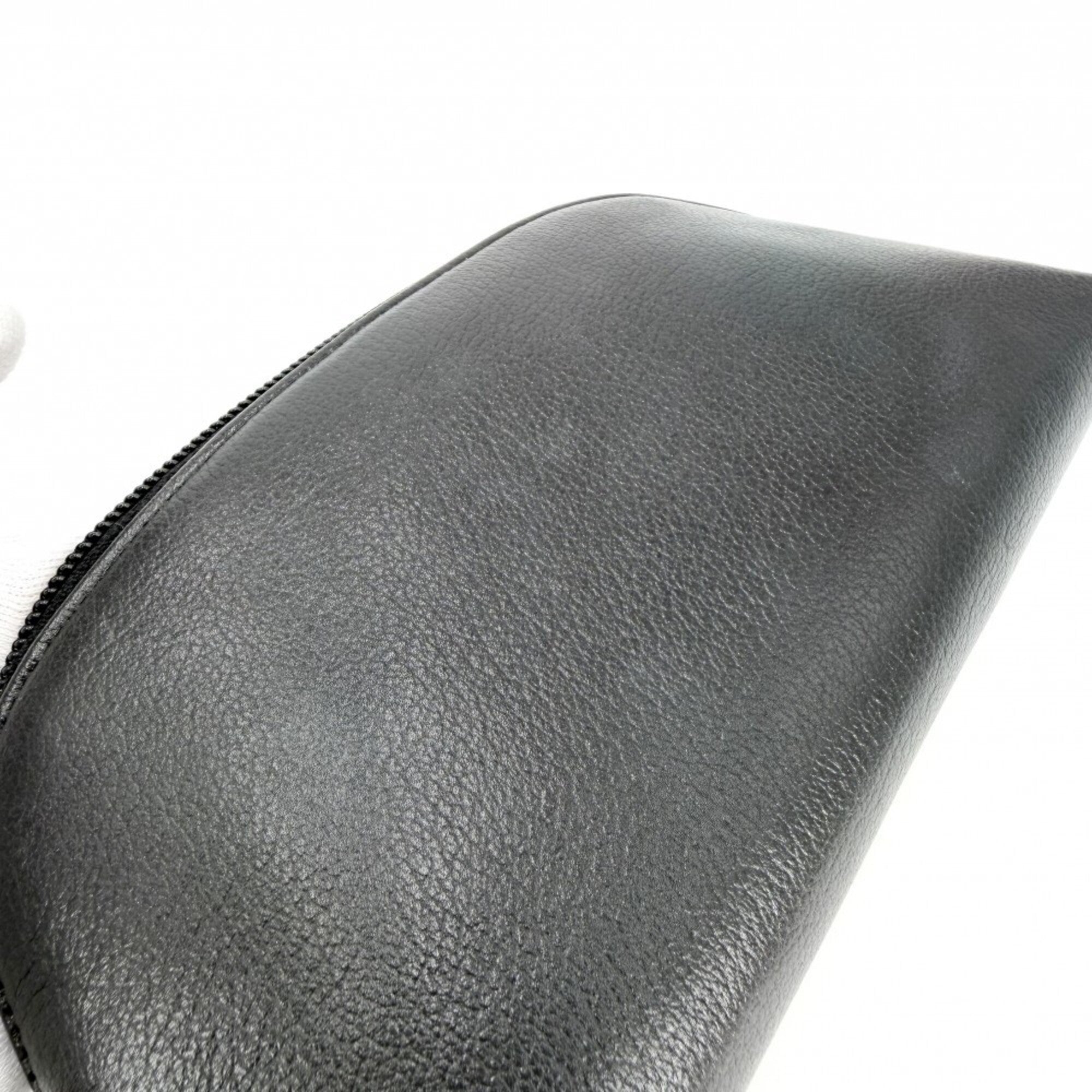 Chanel Black Leather Pouch (Pre-Owned)