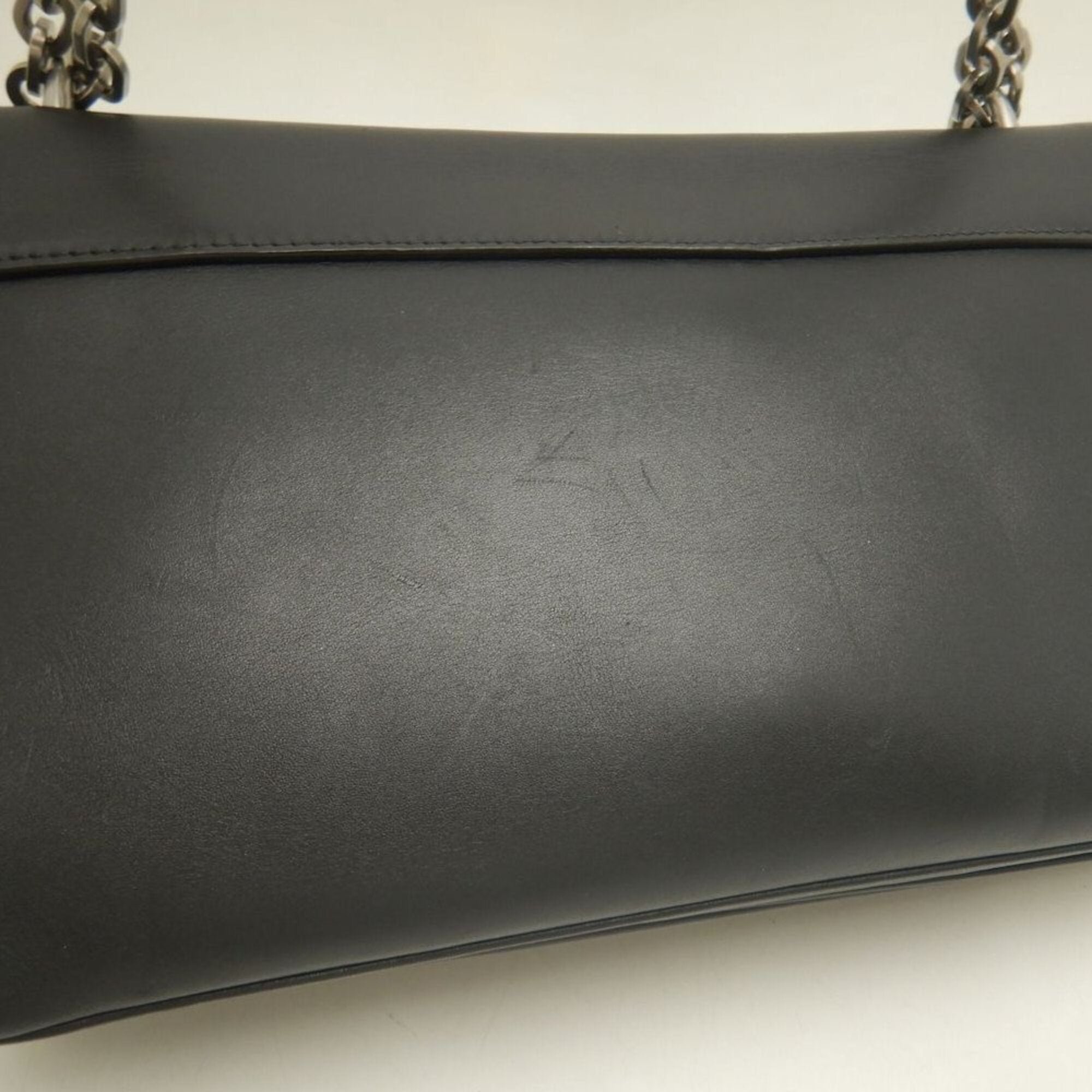 Prada Nero Leather Shoulder Bag (Pre-Owned)
