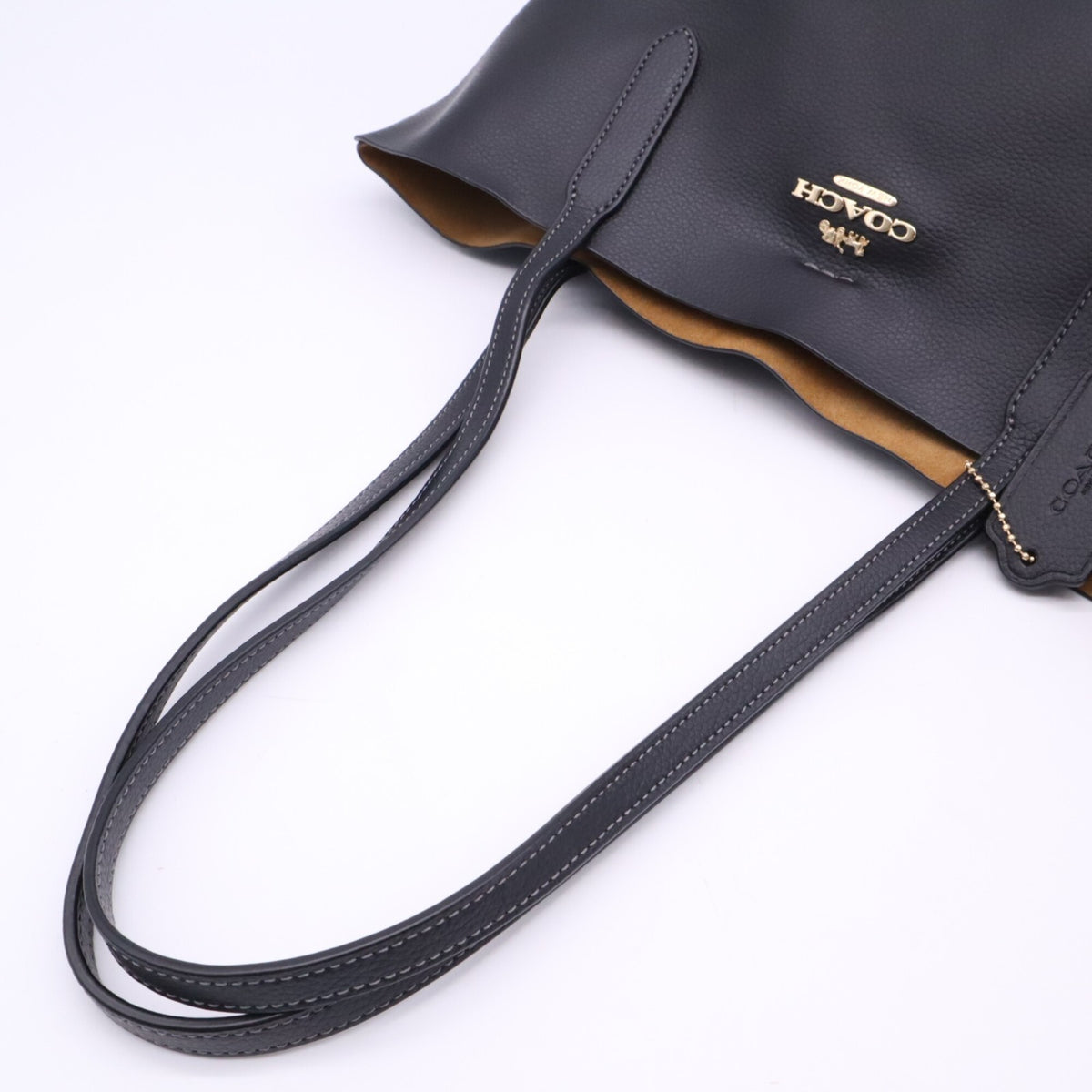 Coach Black Leather Tote Bag (Pre-Owned)