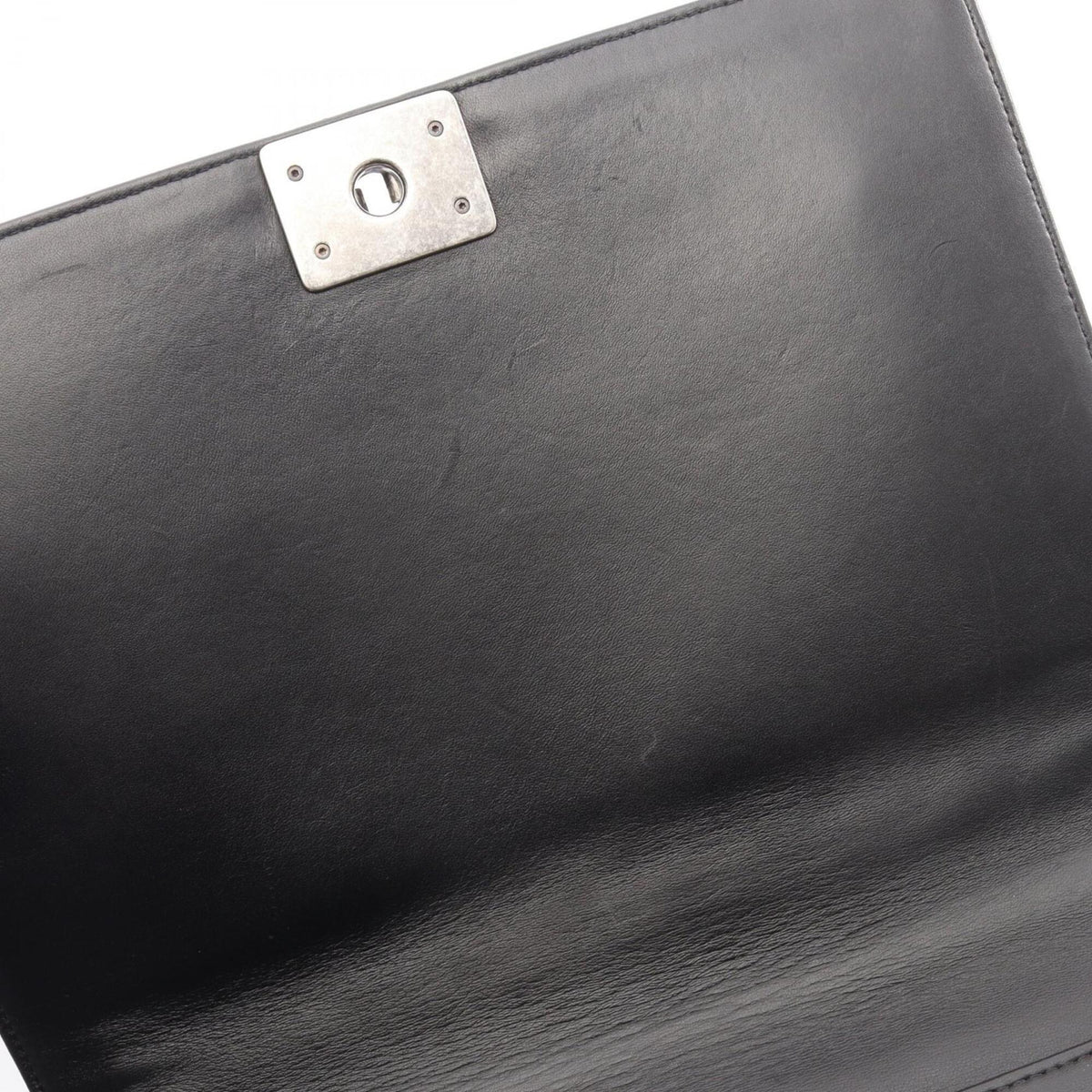Chanel Black Leather Handbag Shoulder Bag (Pre-Owned)