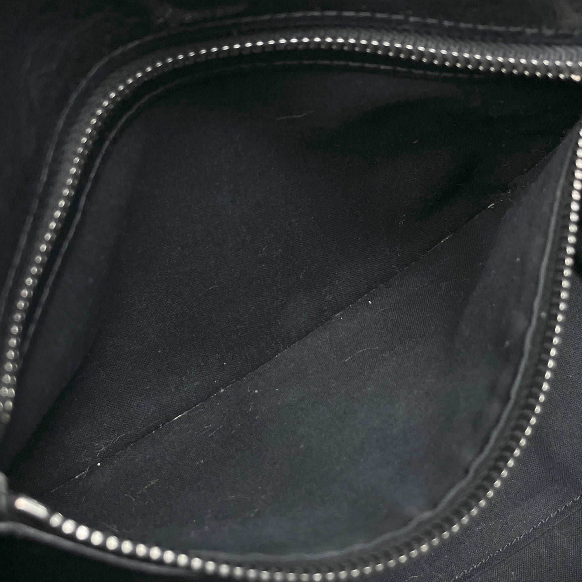 Balenciaga Black Leather Fanny Pack Handbag (Pre-Owned)