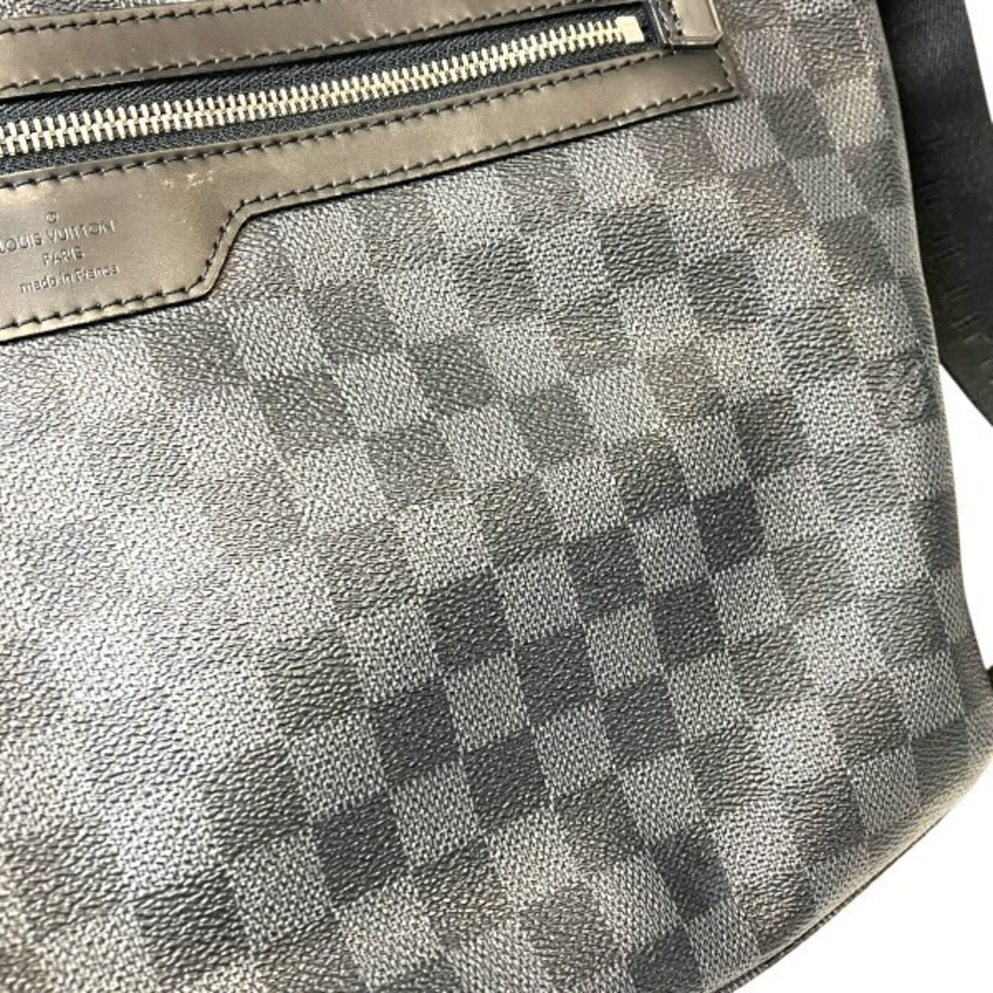 Louis Vuitton Black Handbag Shoulder Bag (Pre-Owned)