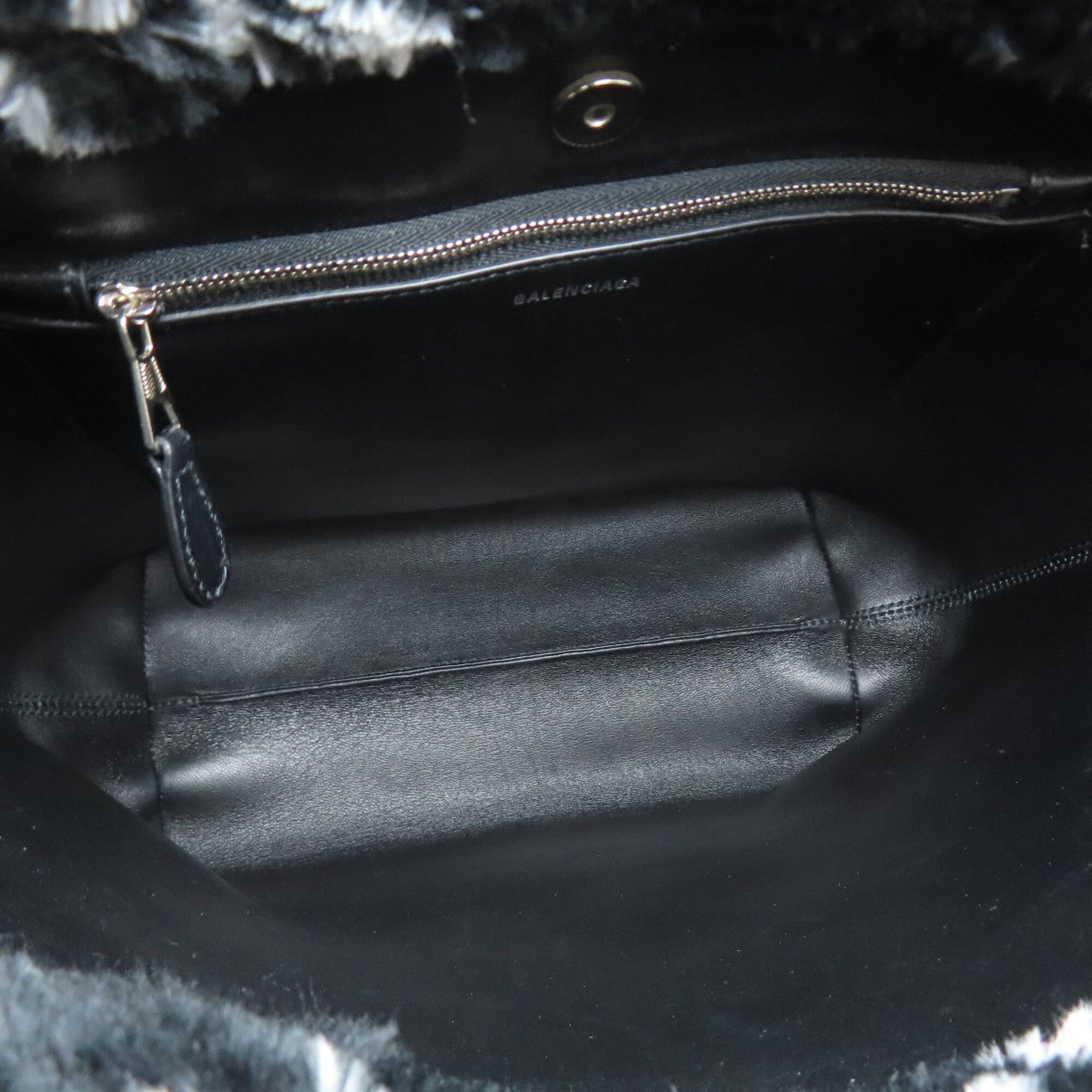 Balenciaga Black Fur Handbag (Pre-Owned)