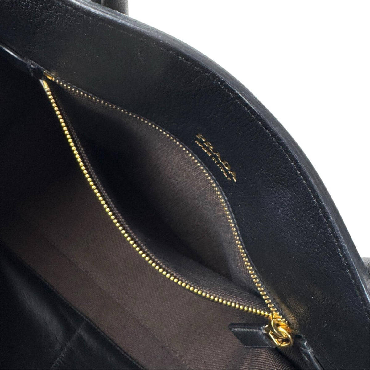 Prada Black Leather Tote Bag (Pre-Owned)