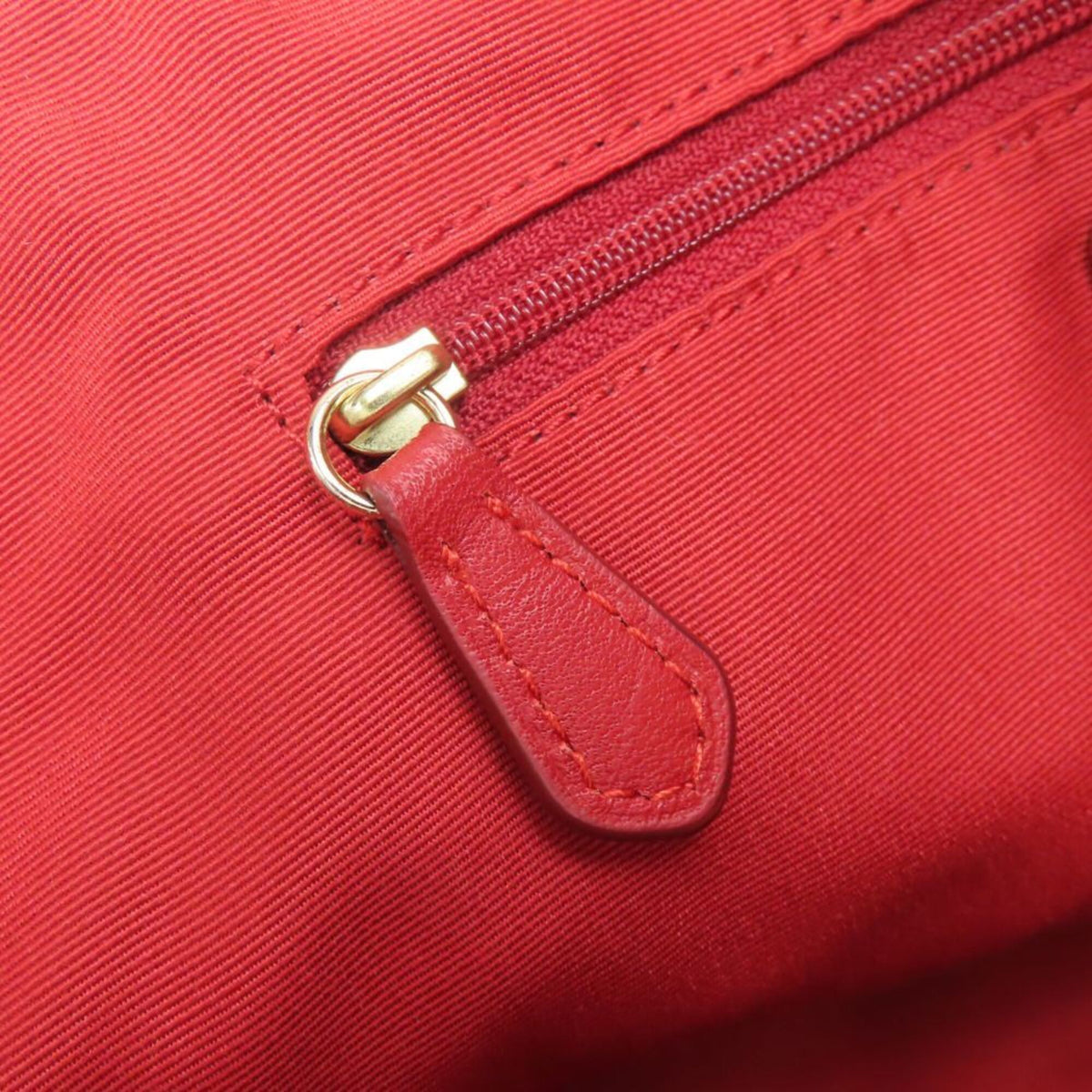 Coach Signature Beige Red Color Canvas Handbag (Pre-Owned)