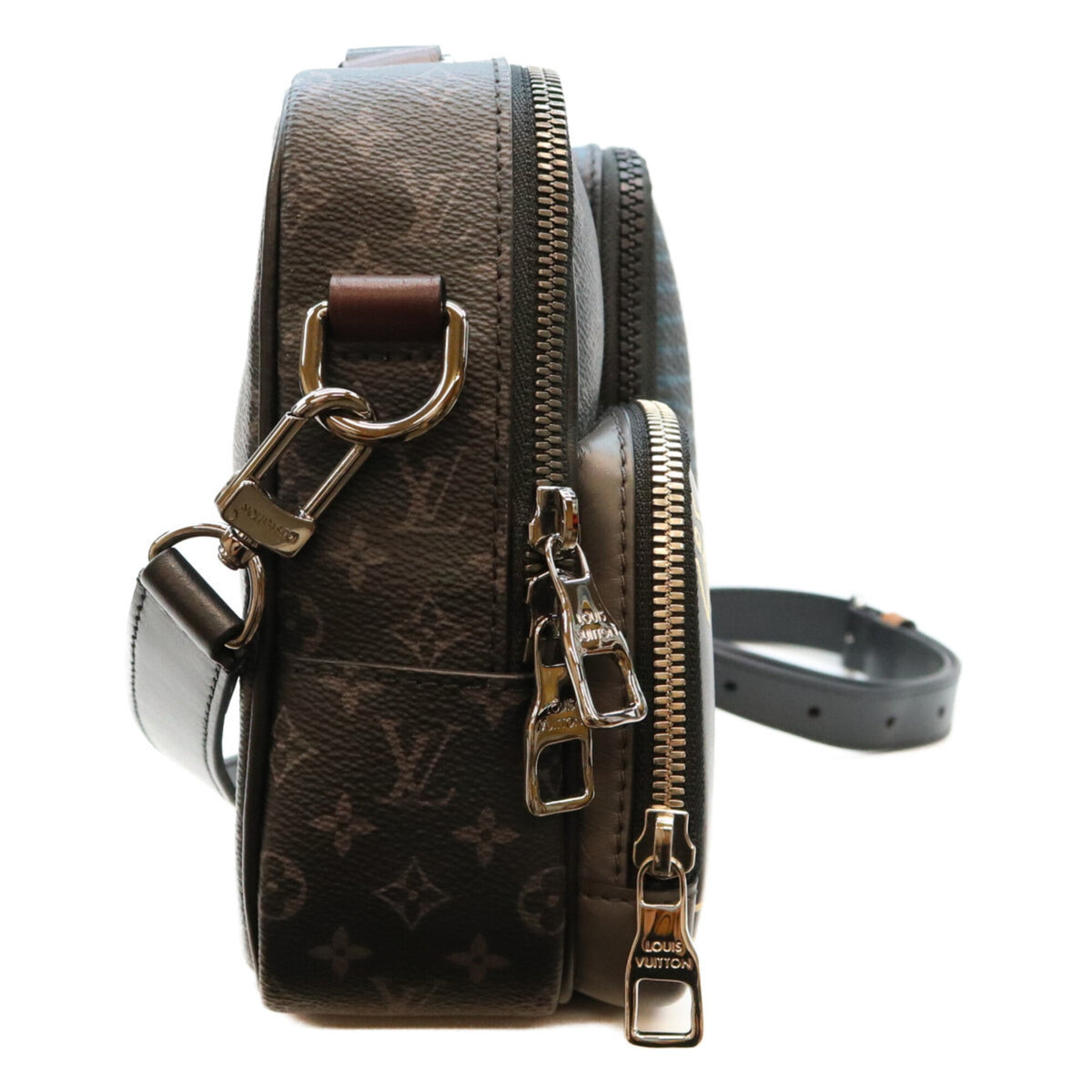 Louis Vuitton Black Monogram Eclipse Shoulder Bag (Pre-Owned)