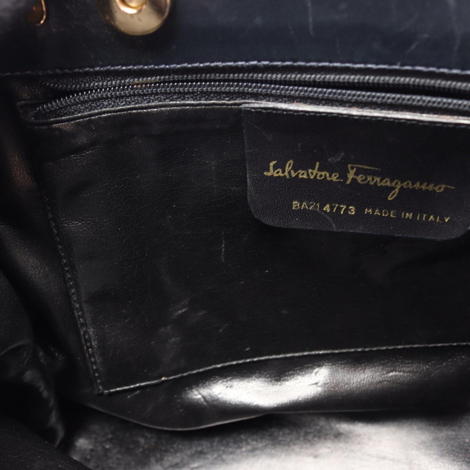 Salvatore Ferragamo Black Leather Suede Handbag Shoulder Bag (Pre-Owned)