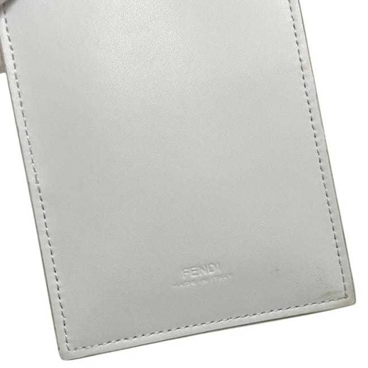 Fendi Beige White Leather Fur Pouch (Pre-Owned)