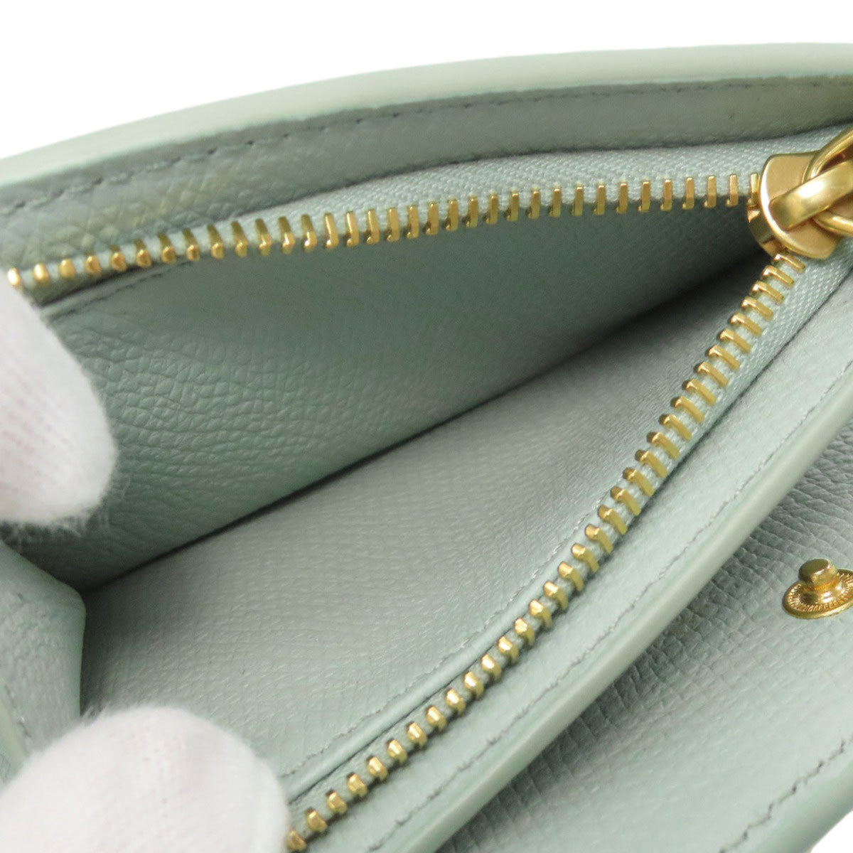 Valentino Light Green Leather Wallet (Bi-Fold) (Pre-Owned)