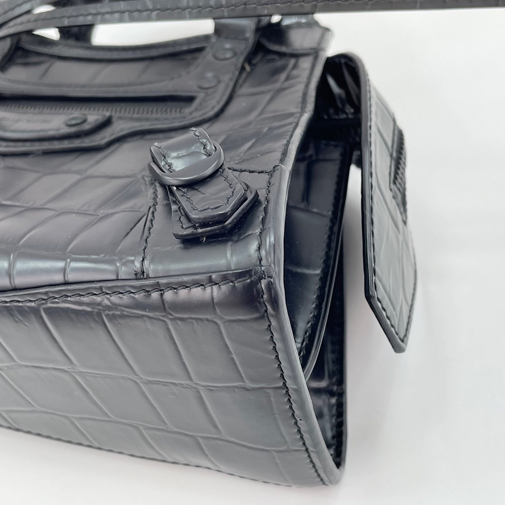 Balenciaga Black Leather Handbag (Pre-Owned)
