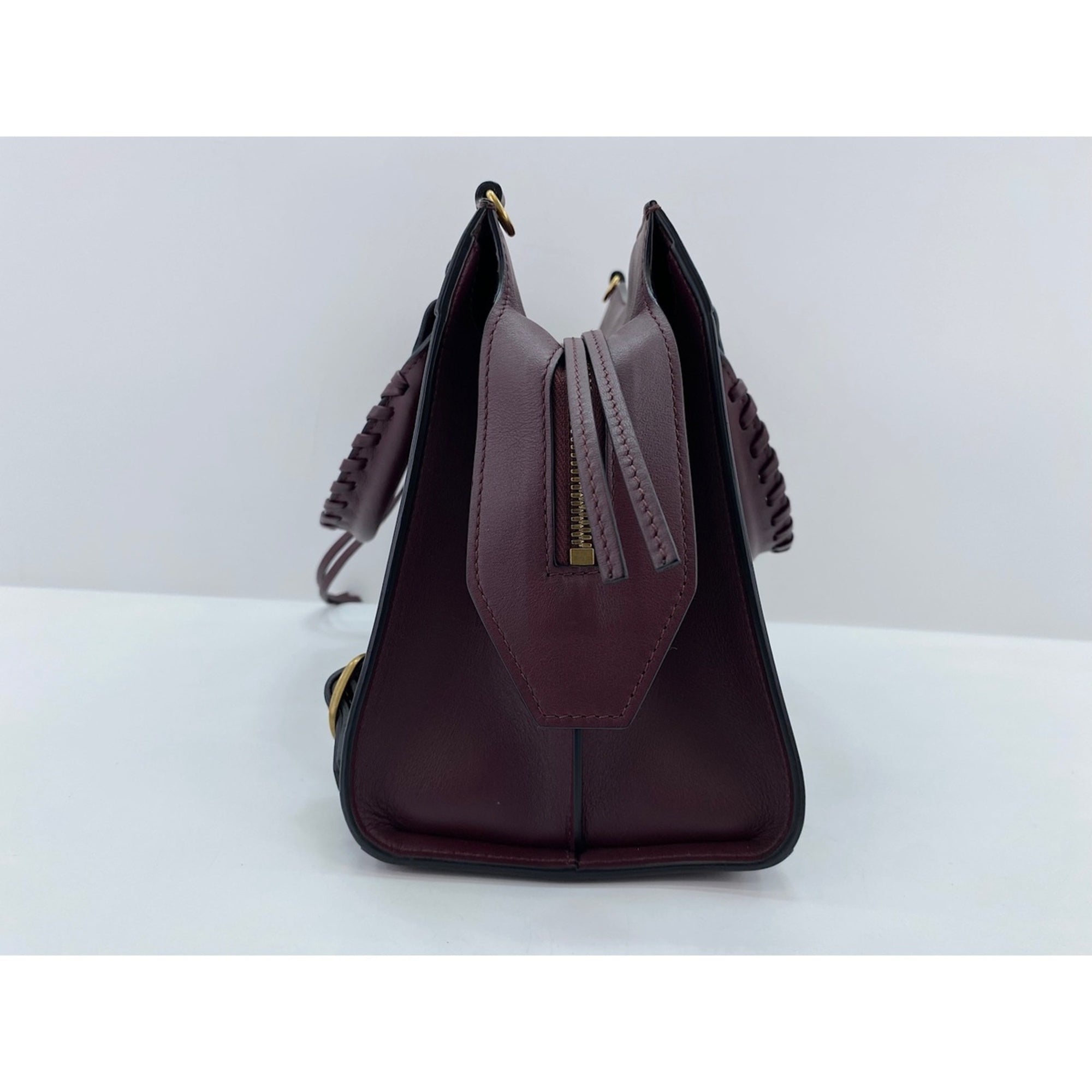 Balenciaga Wine Handbag (Pre-Owned)