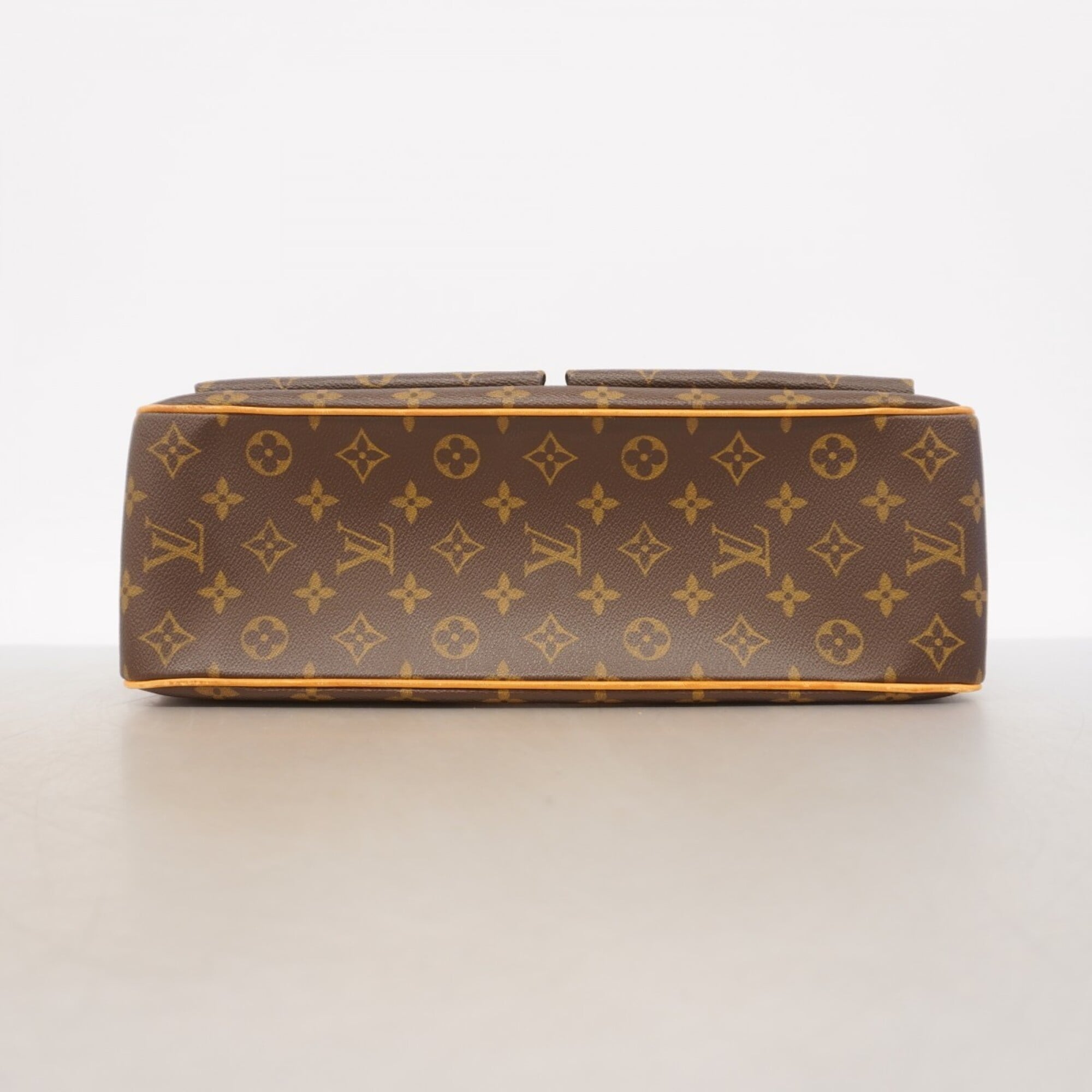 Louis Vuitton Brown Tote Bag (Pre-Owned)