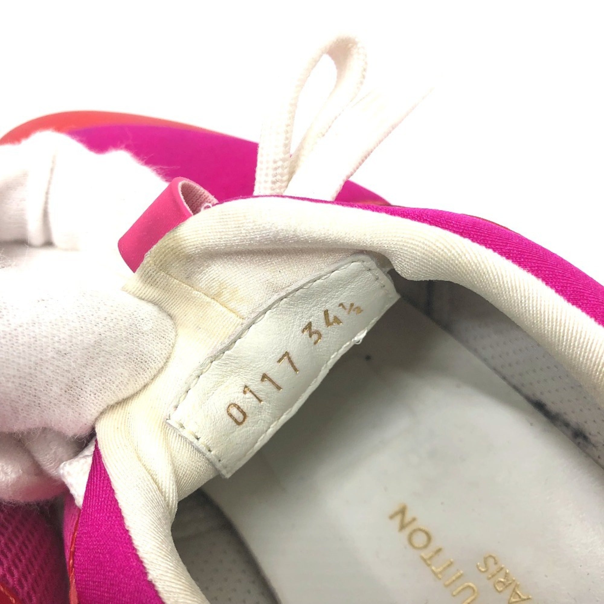 Louis Vuitton Pink Sneakers (Pre-Owned)