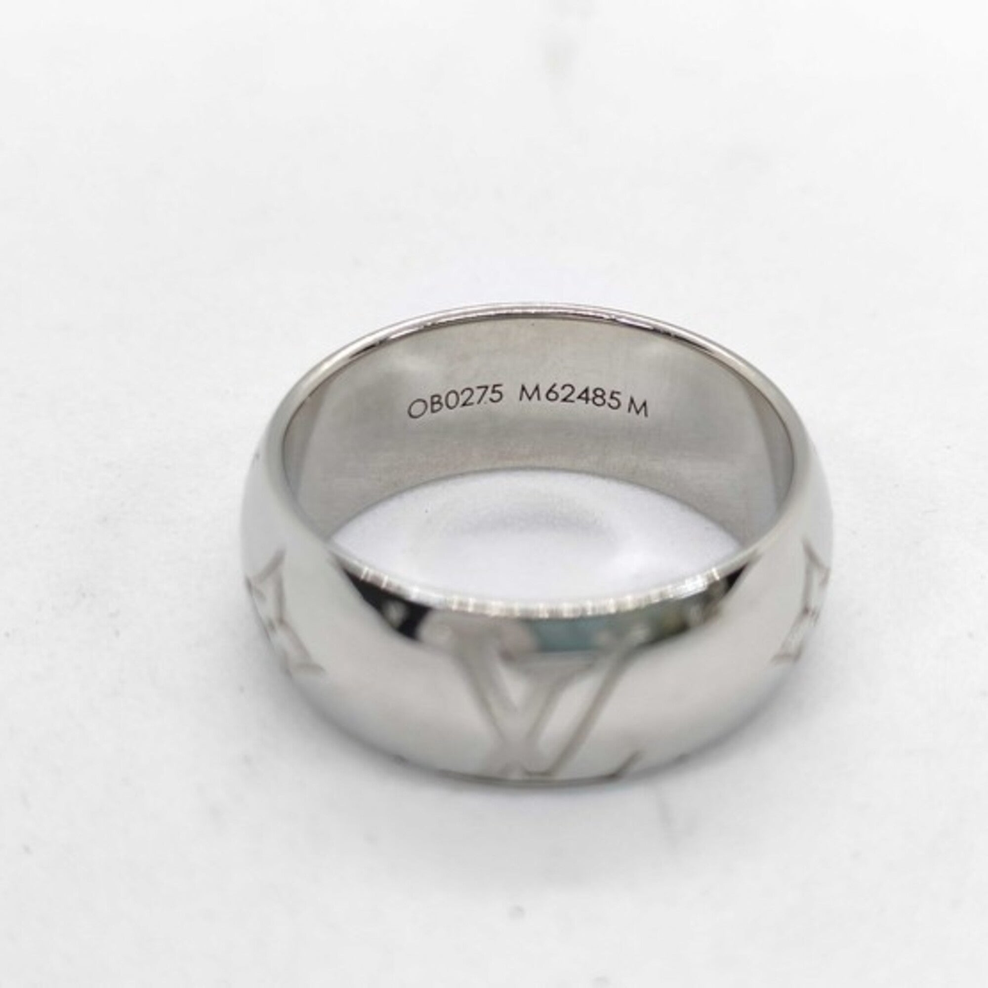 Louis Vuitton Silver Metal Band Ring (Pre-Owned)