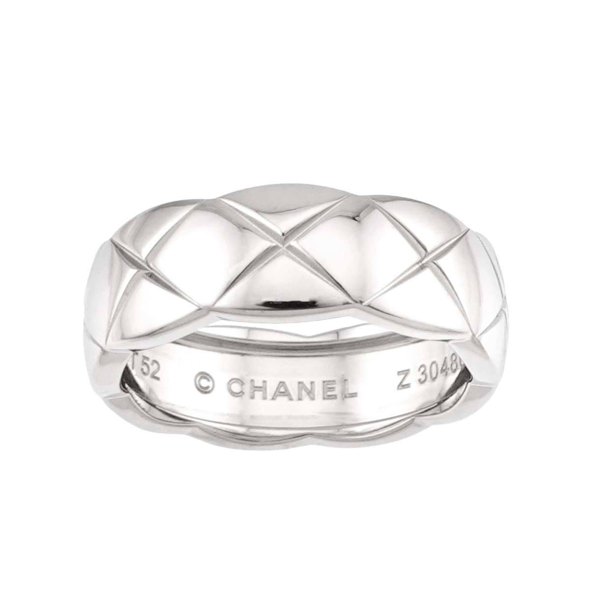 Chanel White Gold (18K) Band Ring (Pre-Owned)