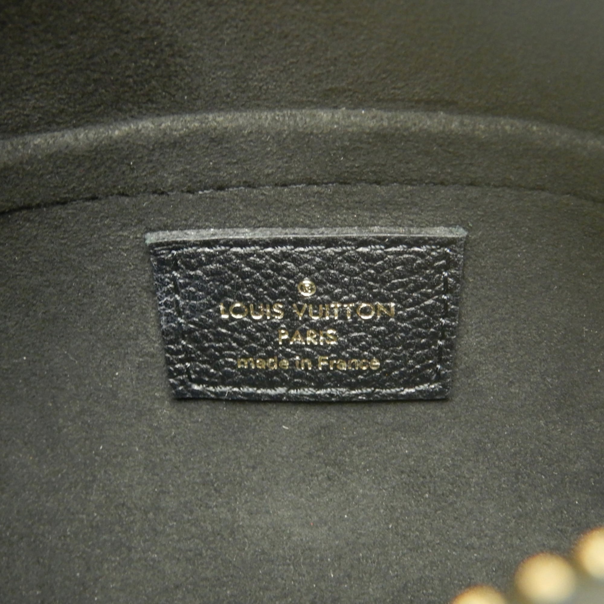 Louis Vuitton Noir Leather Handbag Pouch (Pre-Owned)