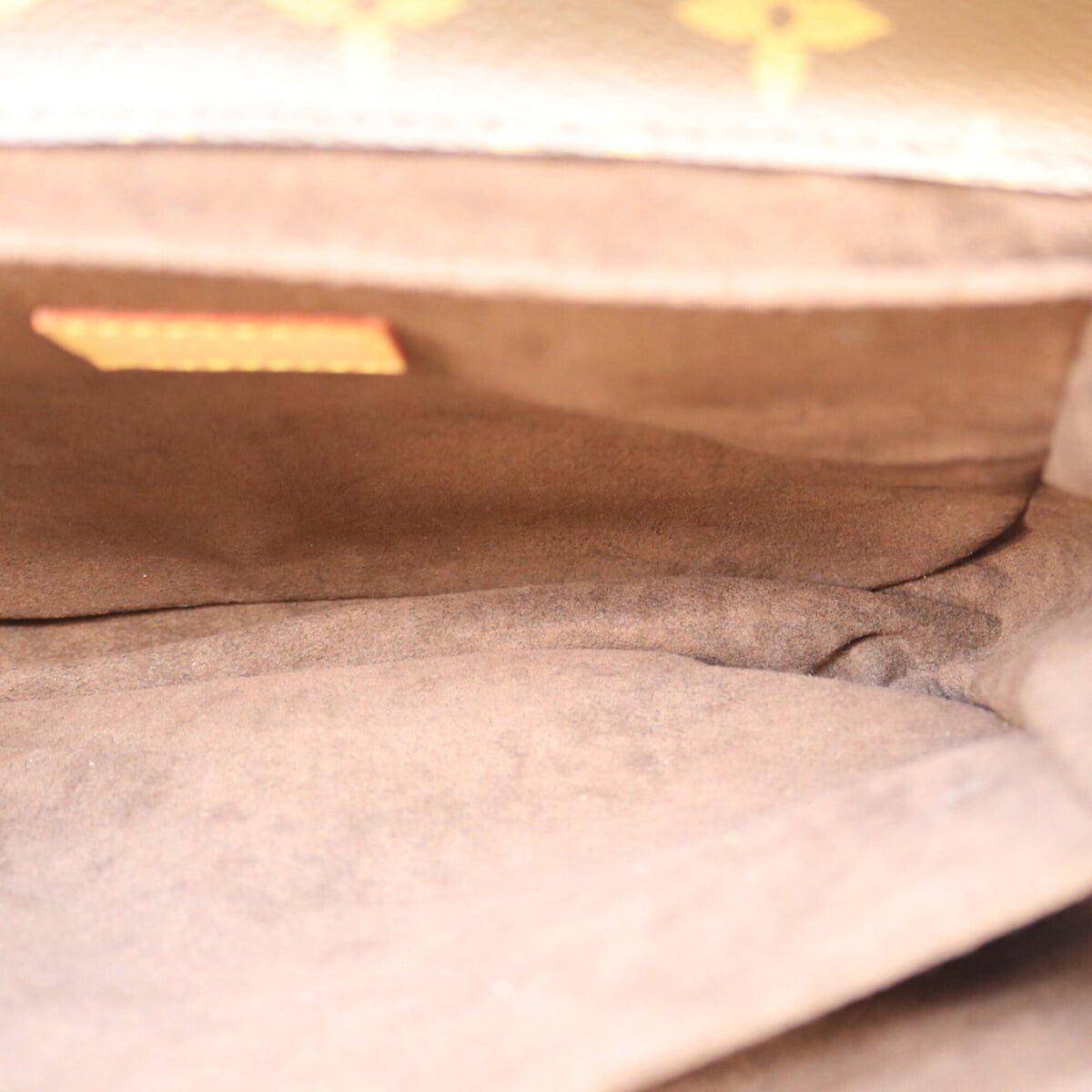 Louis Vuitton Brown Monogram Shoulder Bag (Pre-Owned)