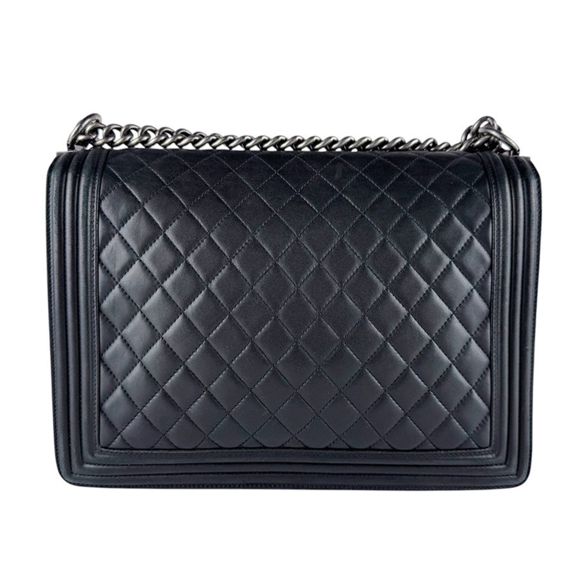Chanel Black Leather Shoulder Bag (Pre-Owned)