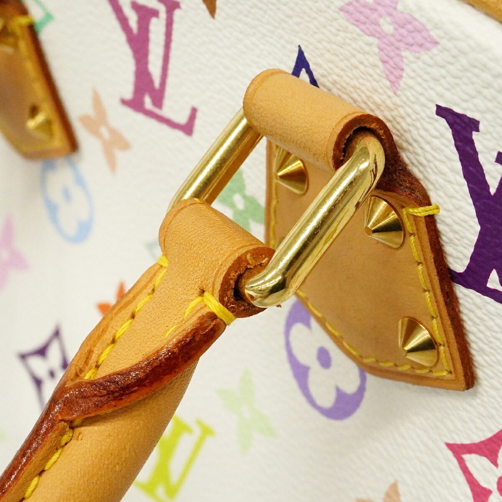 Louis Vuitton Blanc Handbag (Pre-Owned)