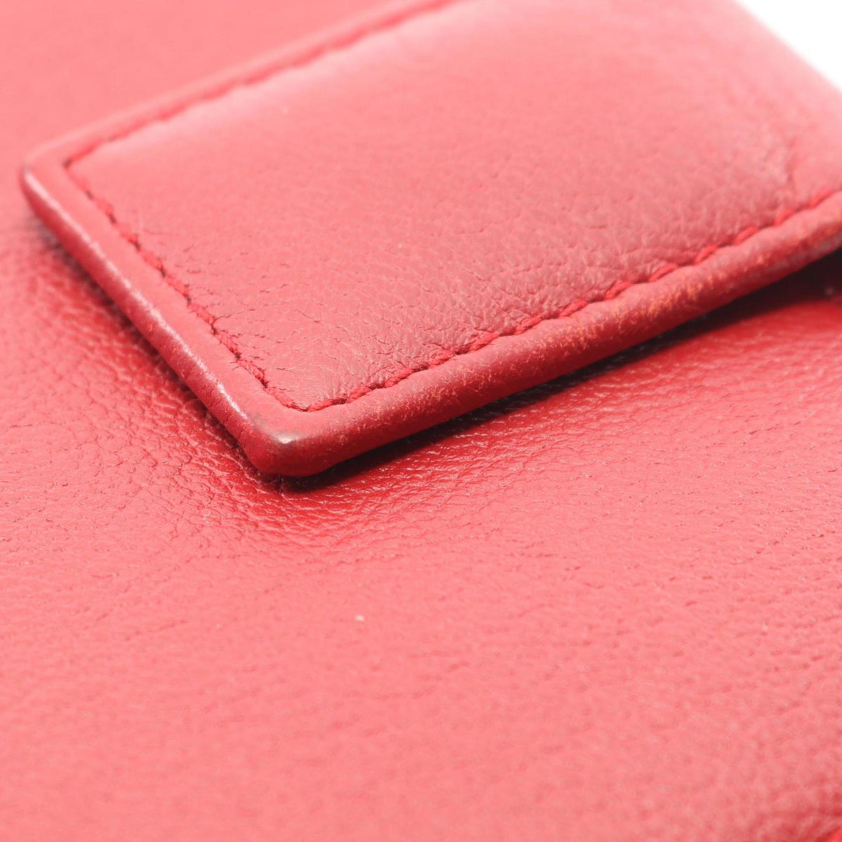 Yves Saint Laurent Red Color Leather Wallet (Bi-Fold) (Pre-Owned)