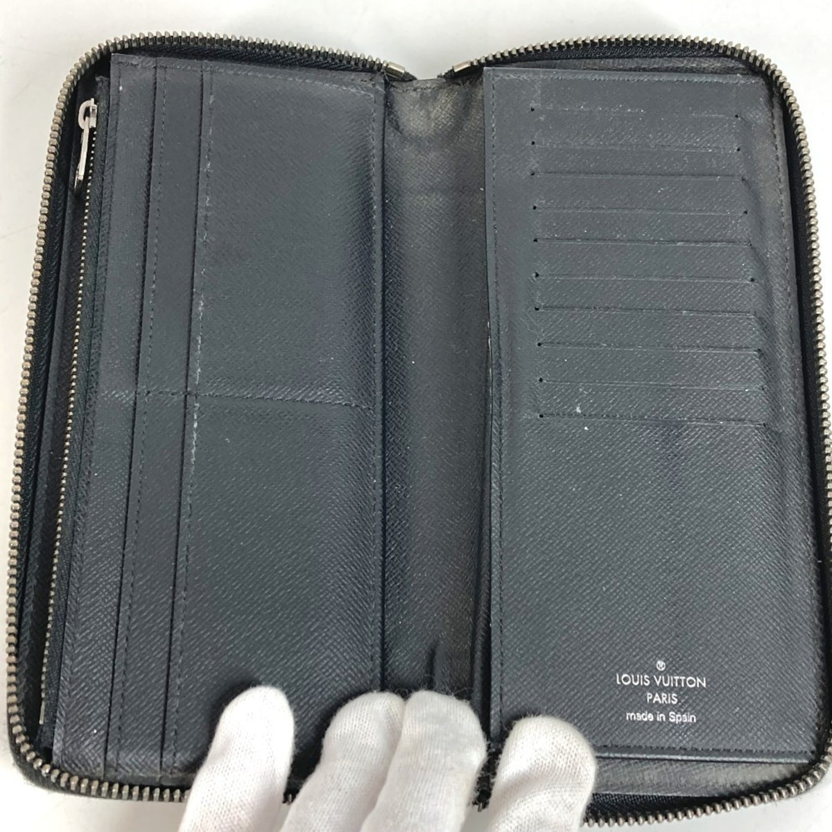 Louis Vuitton Black Monogram Eclipse Long Wallet (Bi-Fold) (Pre-Owned)