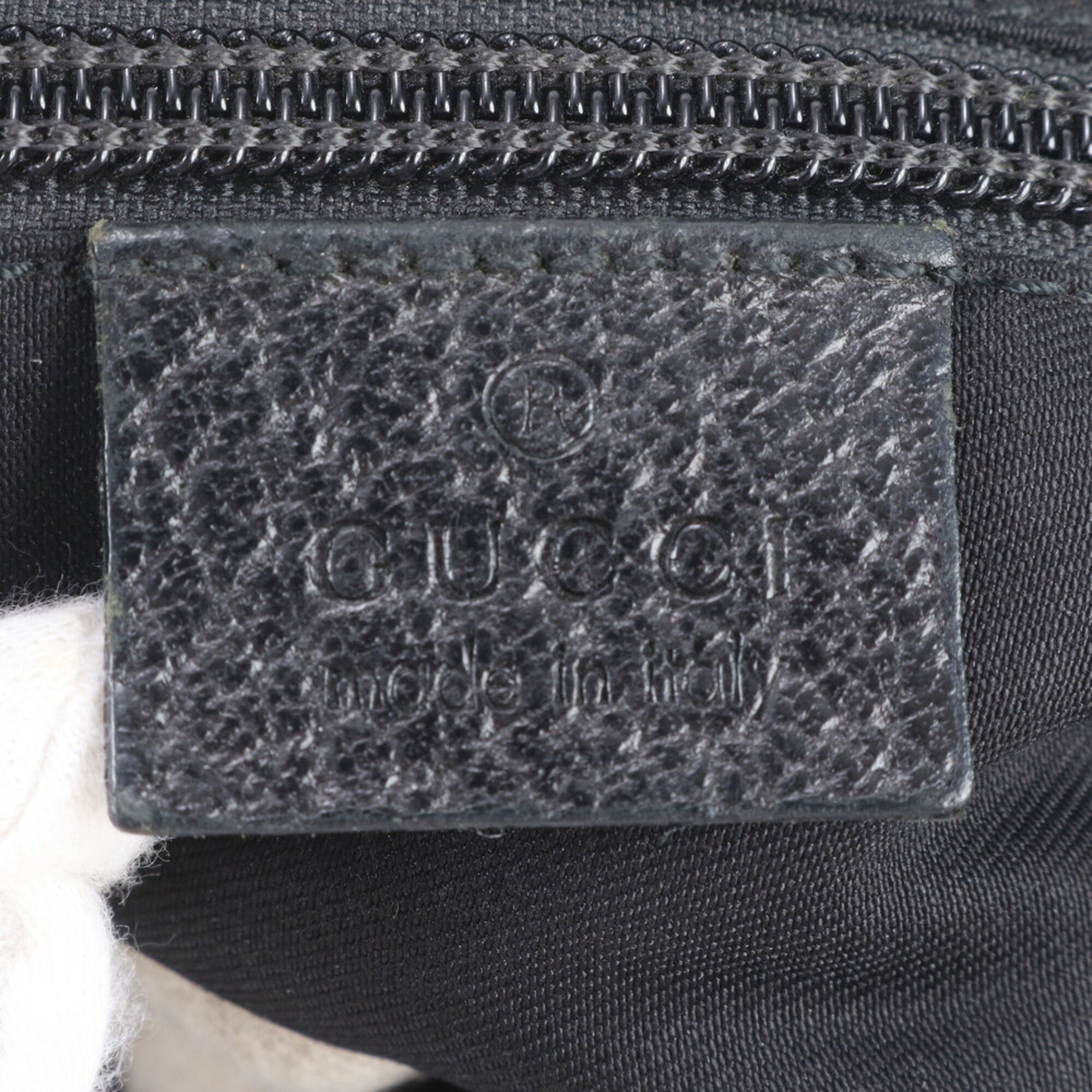 Gucci Gg Canvas Black Gg Canvas Shoulder Bag (Pre-Owned)