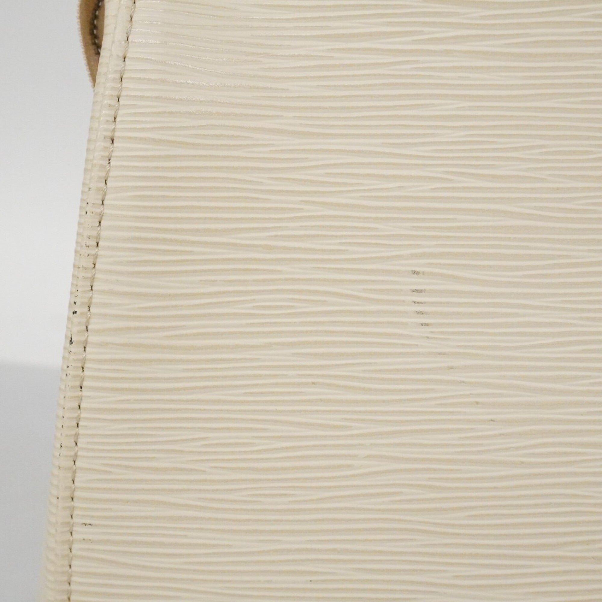 Louis Vuitton Lv Off White Handbag (Pre-Owned)