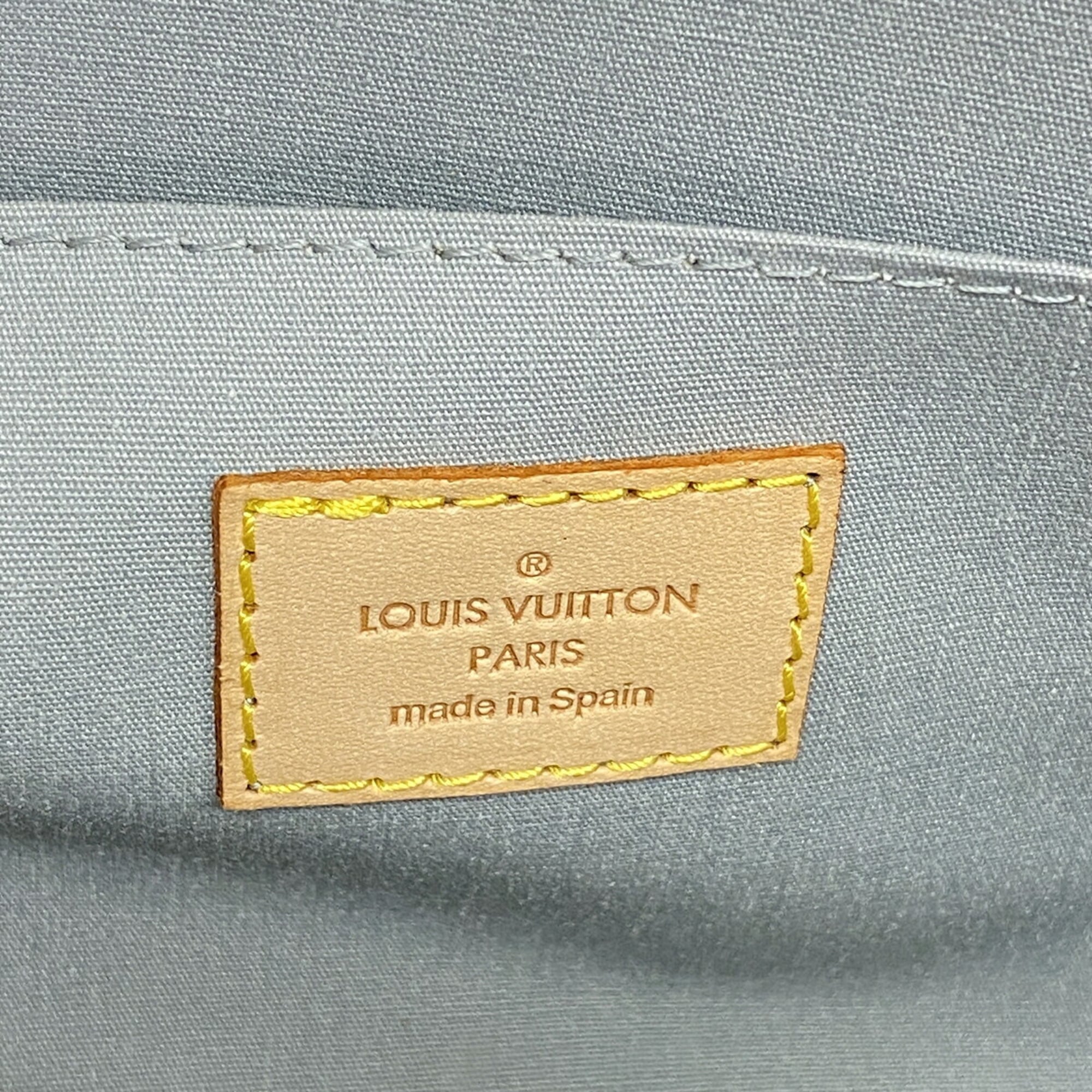 Louis Vuitton Pearl Handbag (Pre-Owned)