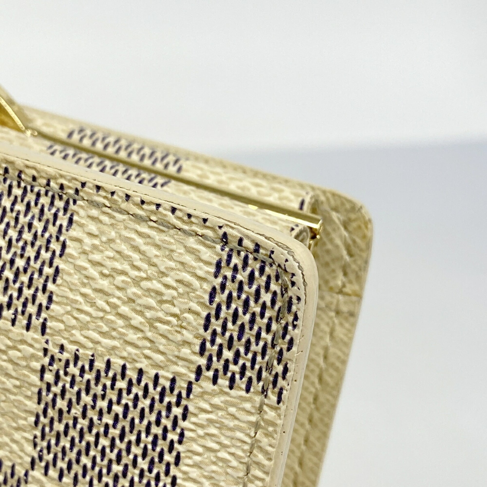 Louis Vuitton White Wallet (Bi-Fold) (Pre-Owned)