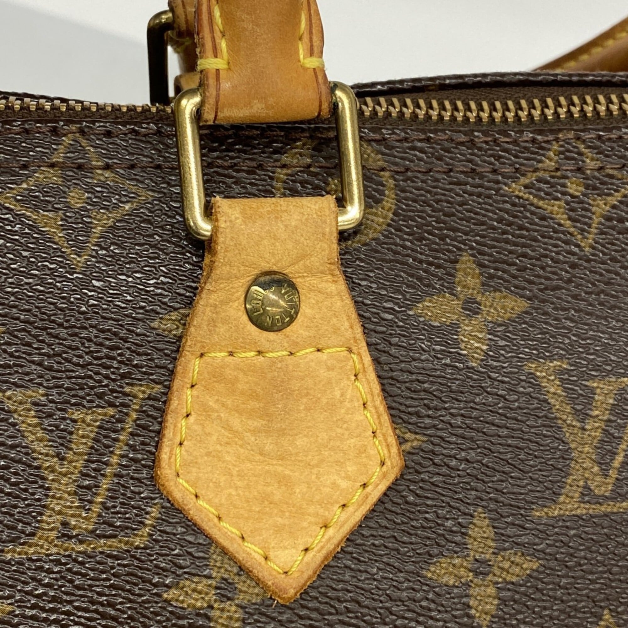 Louis Vuitton Brown Handbag (Pre-Owned)