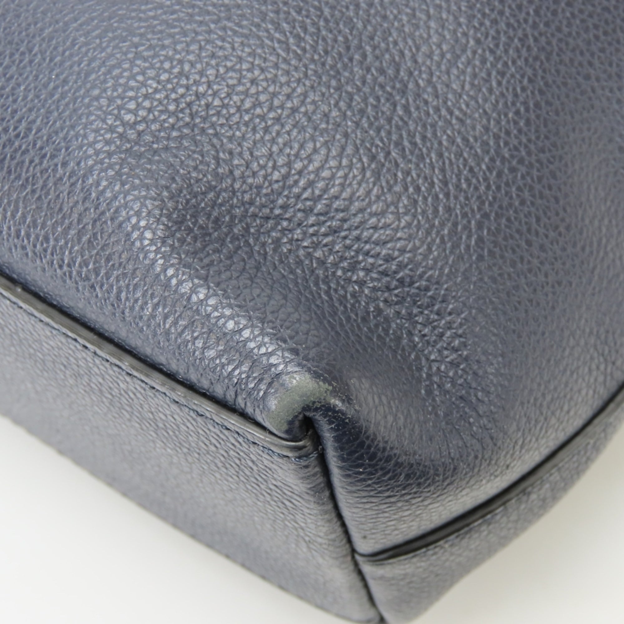 Coach Navy Leather Shoulder Bag (Pre-Owned)