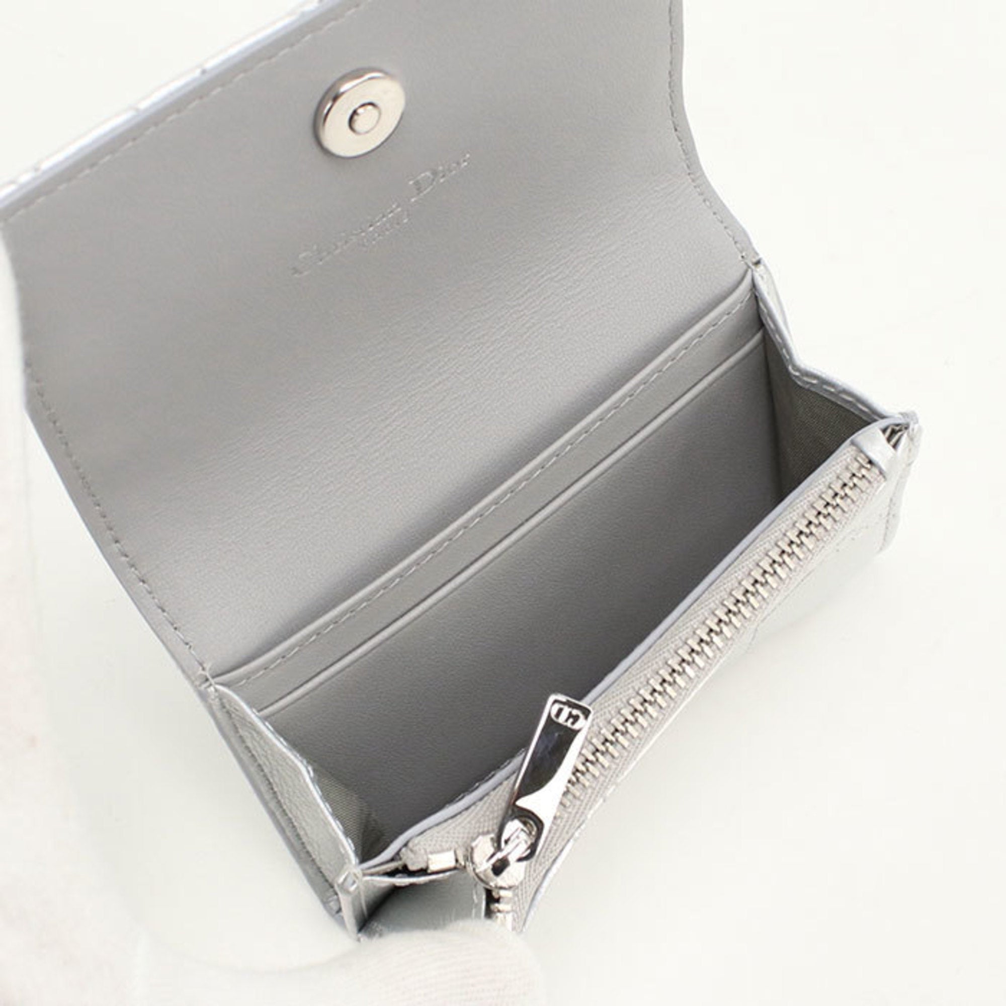 Christian Dior Silver Leather Wallet (Bi-Fold) (Pre-Owned)