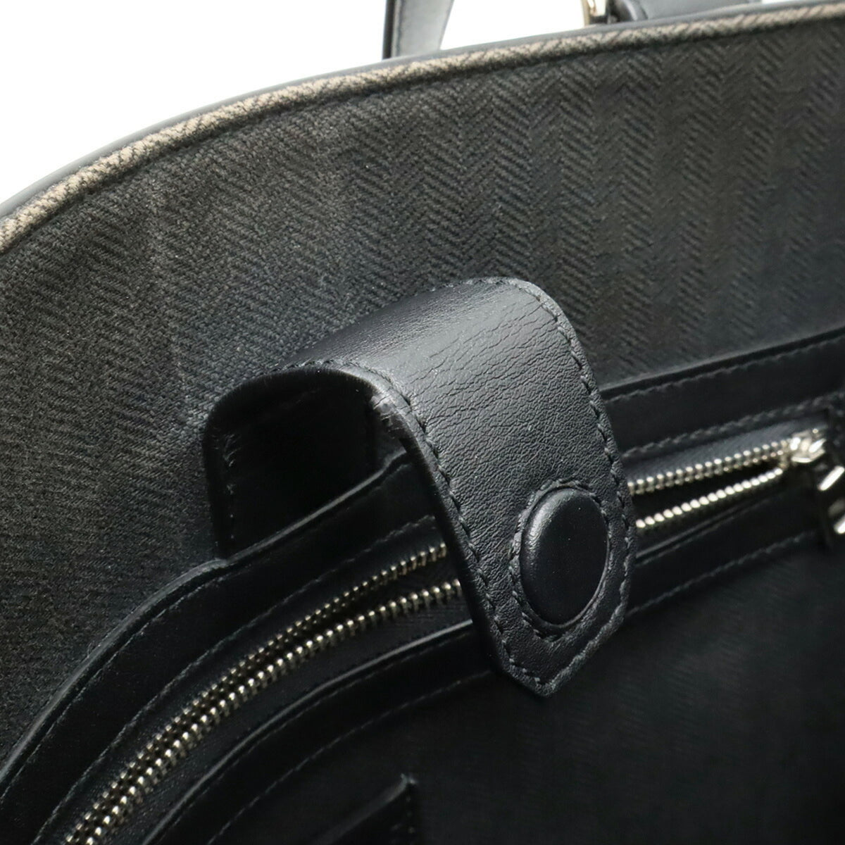 Loewe Black White Leather Shoulder Bag Tote Bag (Pre-Owned)