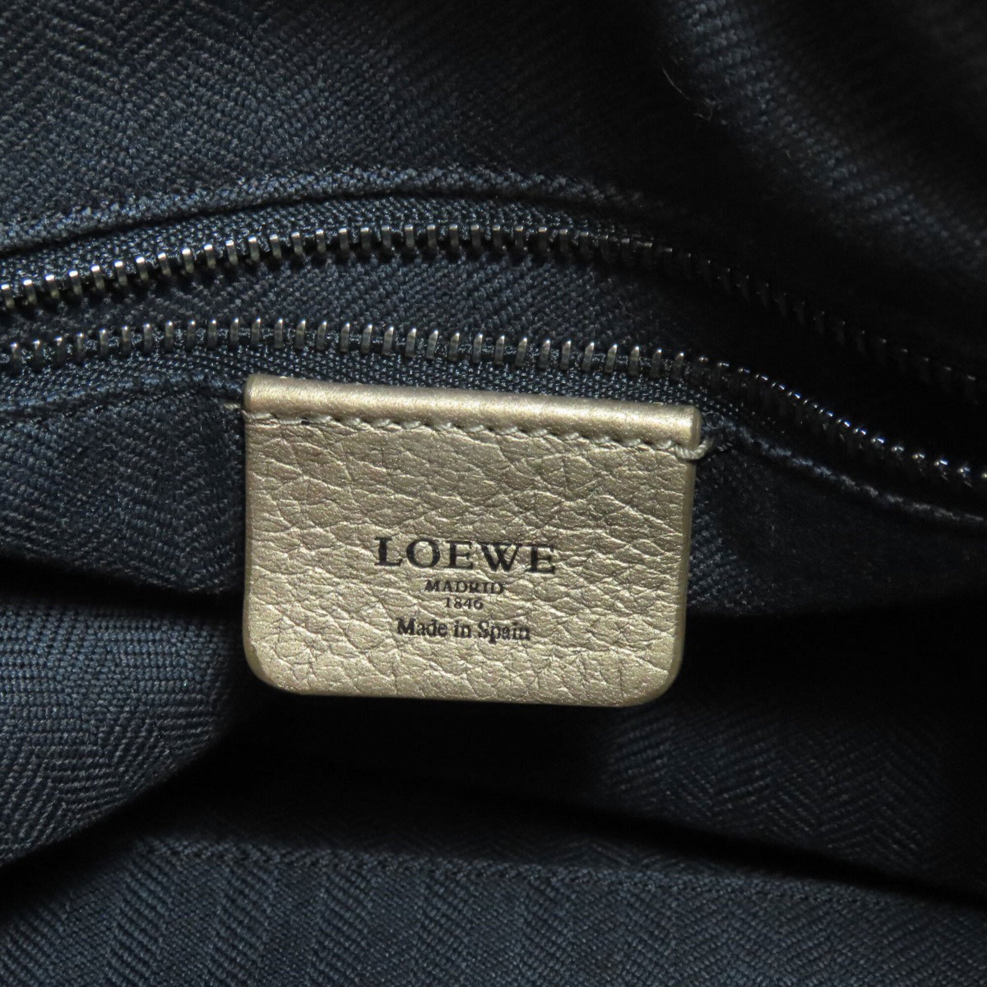 Loewe Gold Leather Handbag (Pre-Owned)