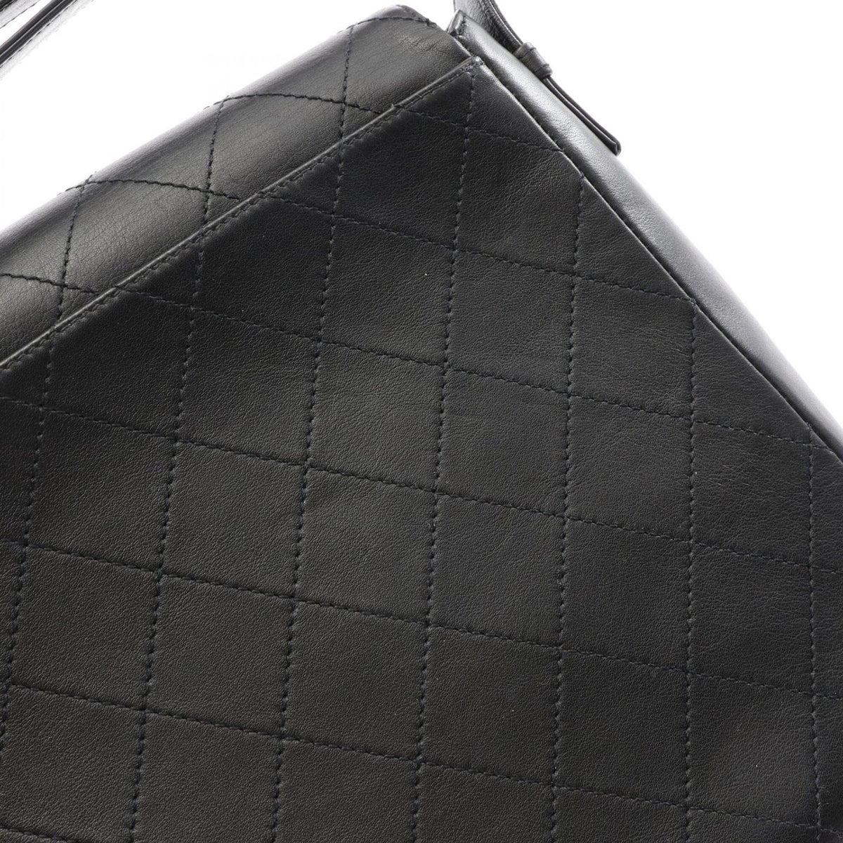Chanel Black Leather Handbag Shoulder Bag (Pre-Owned)