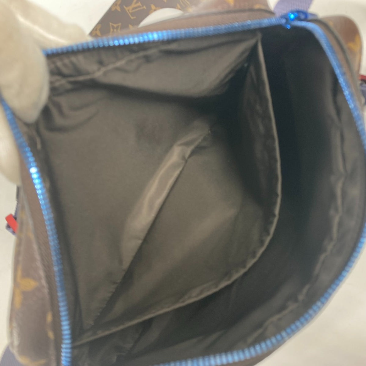 Louis Vuitton Blue Brown Monogram Shoulder Bag (Pre-Owned)