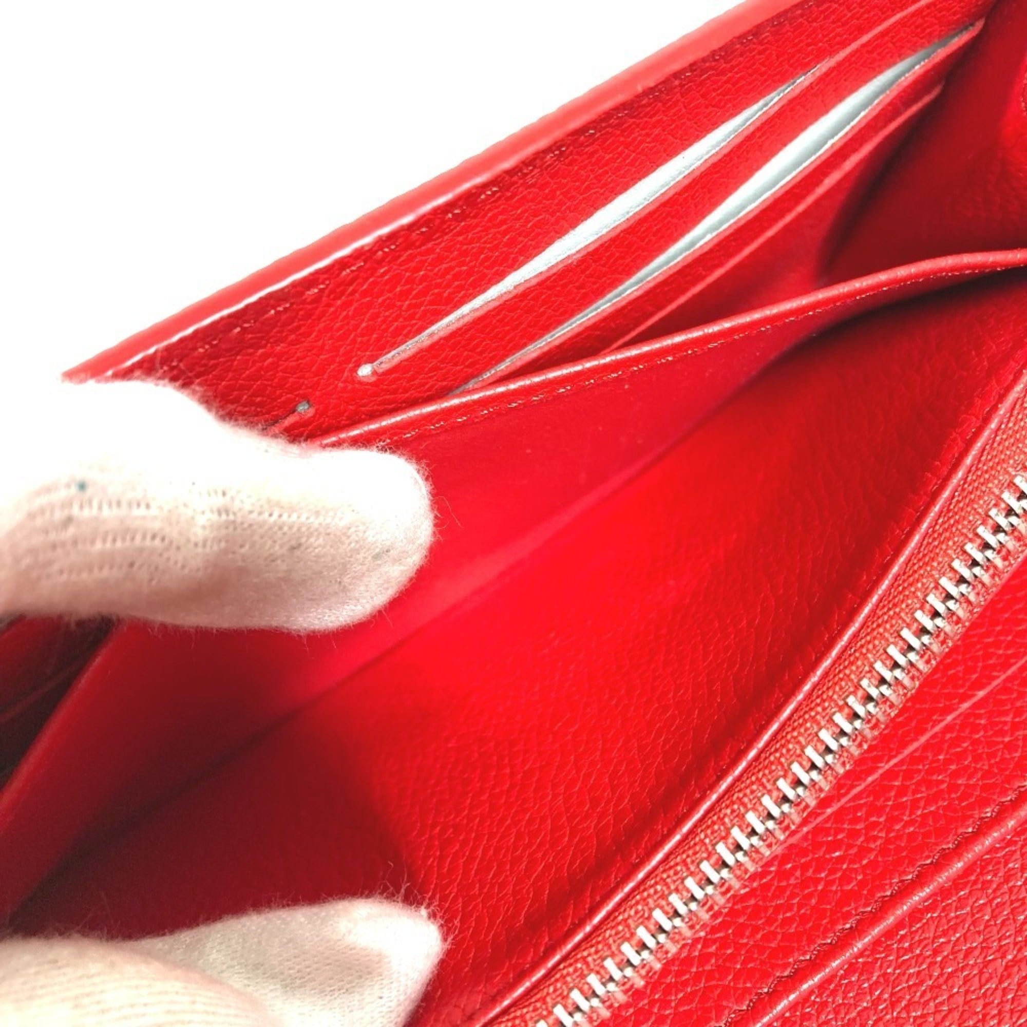 Louis Vuitton Red Color White Leather Long Wallet (Bi-Fold) (Pre-Owned)