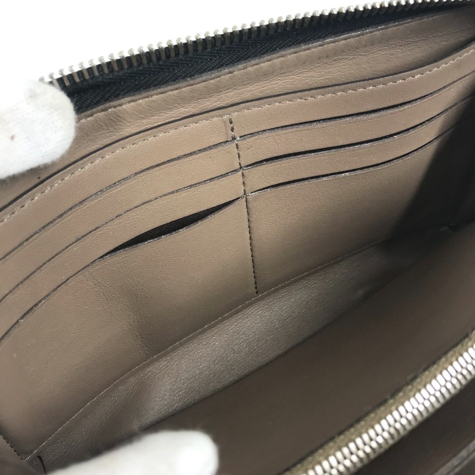 Louis Vuitton Black Leather Long Wallet (Bi-Fold) (Pre-Owned)