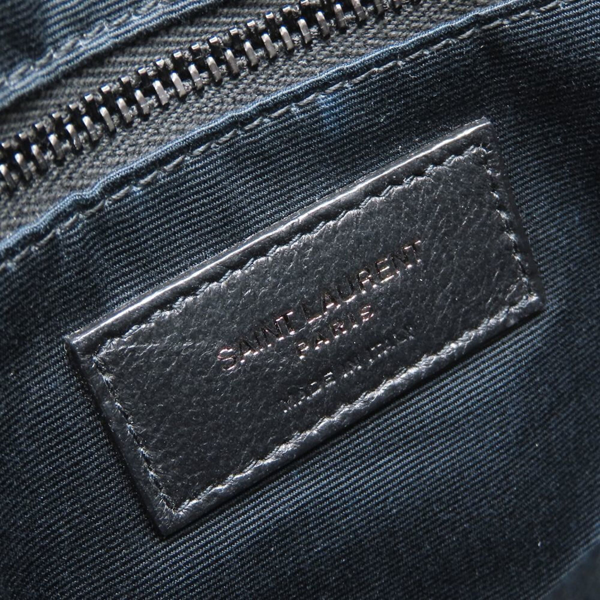 Yves Saint Laurent Black Leather Shoulder Bag (Pre-Owned)