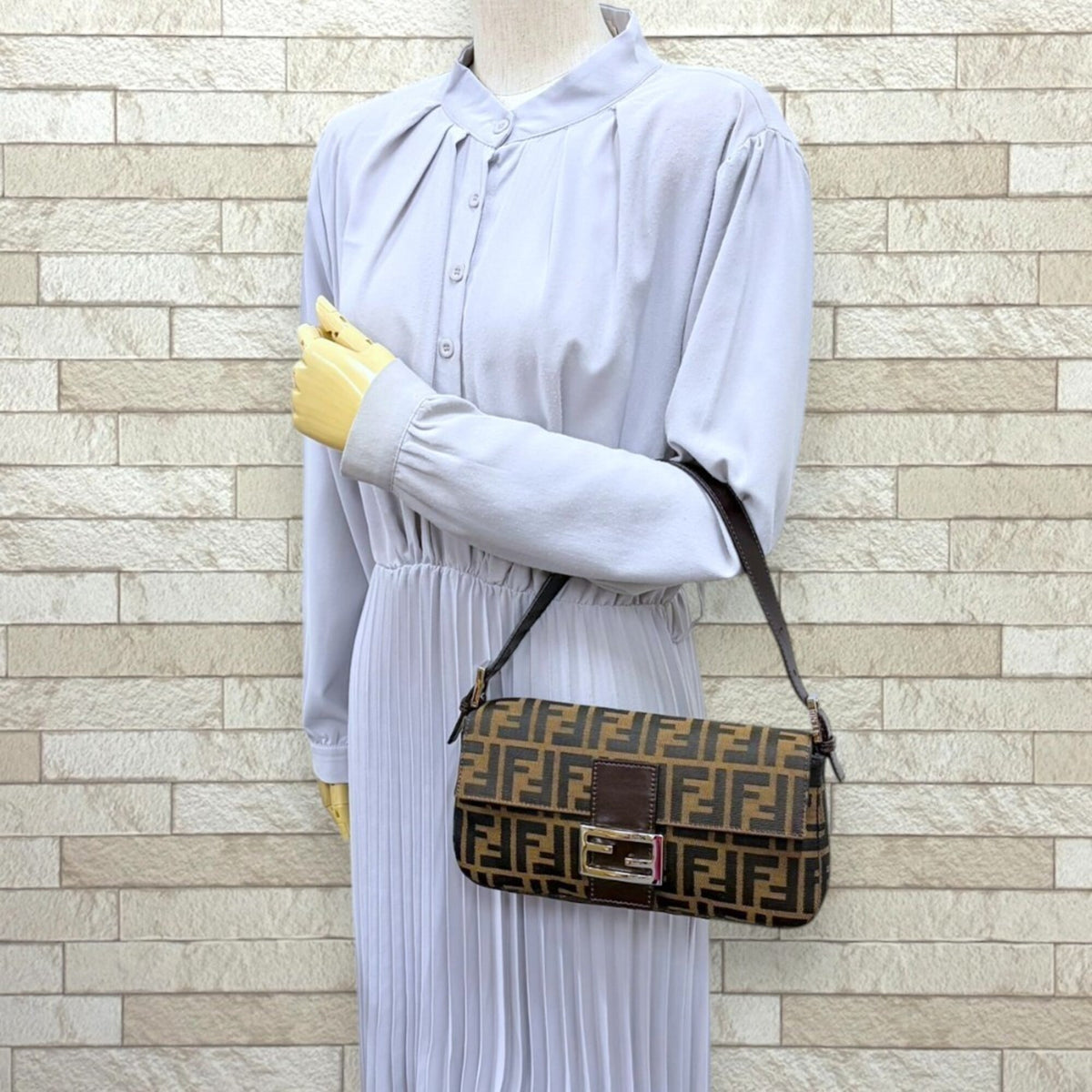 Fendi Zucca Brown Canvas Handbag (Pre-Owned)