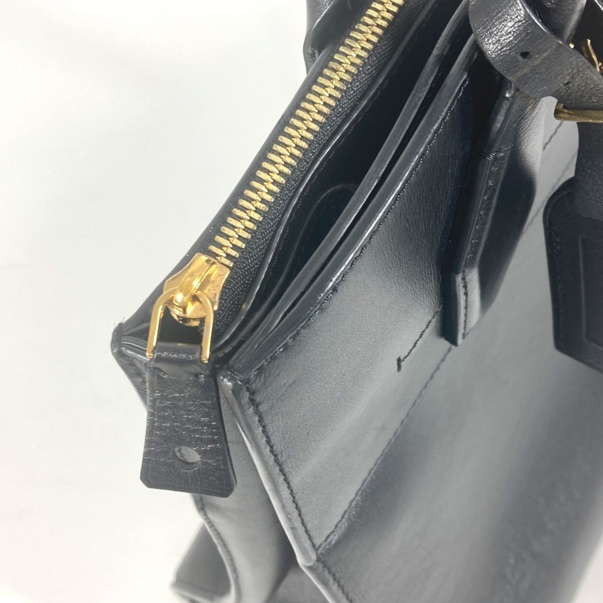 Louis Vuitton Black Noir Leather Handbag (Pre-Owned)
