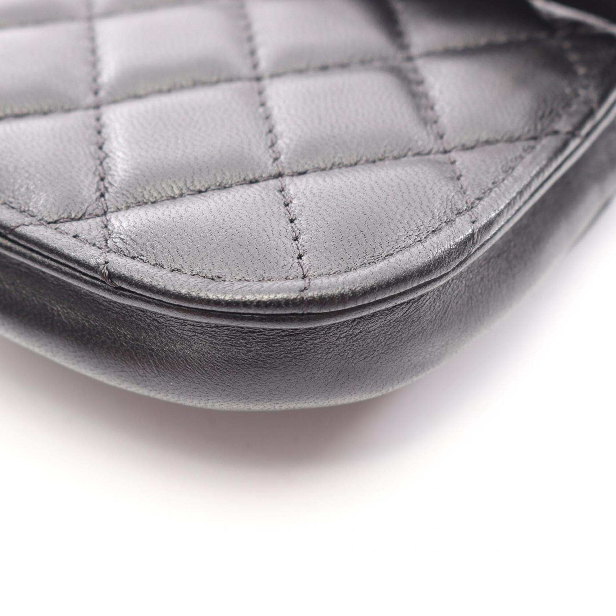 Chanel Black Leather Fanny Pack (Pre-Owned)