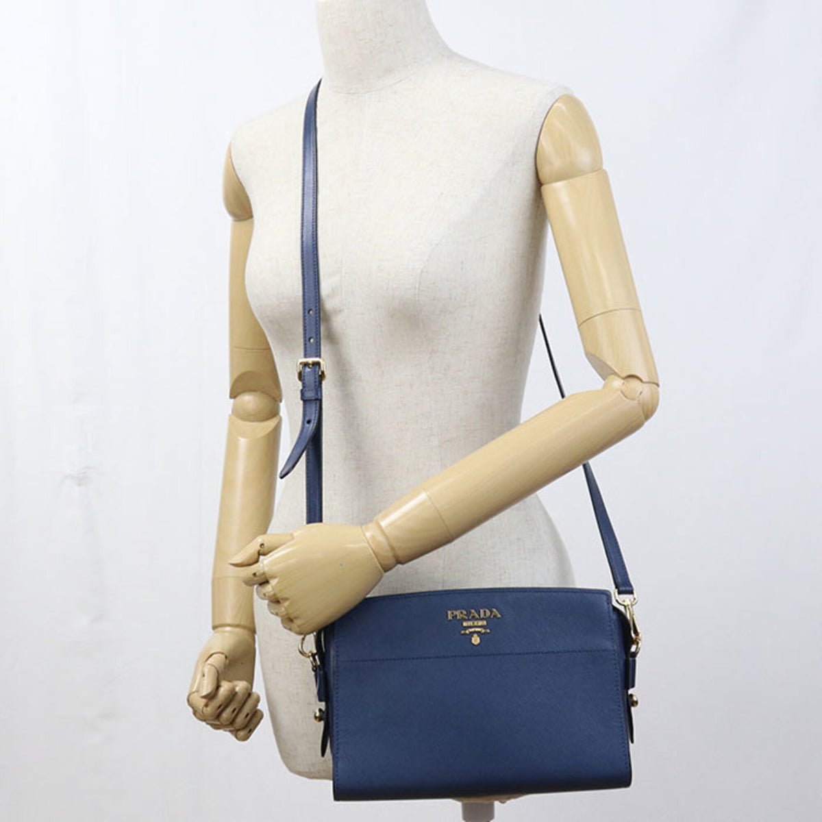 Prada Navy Leather Shoulder Bag (Pre-Owned)